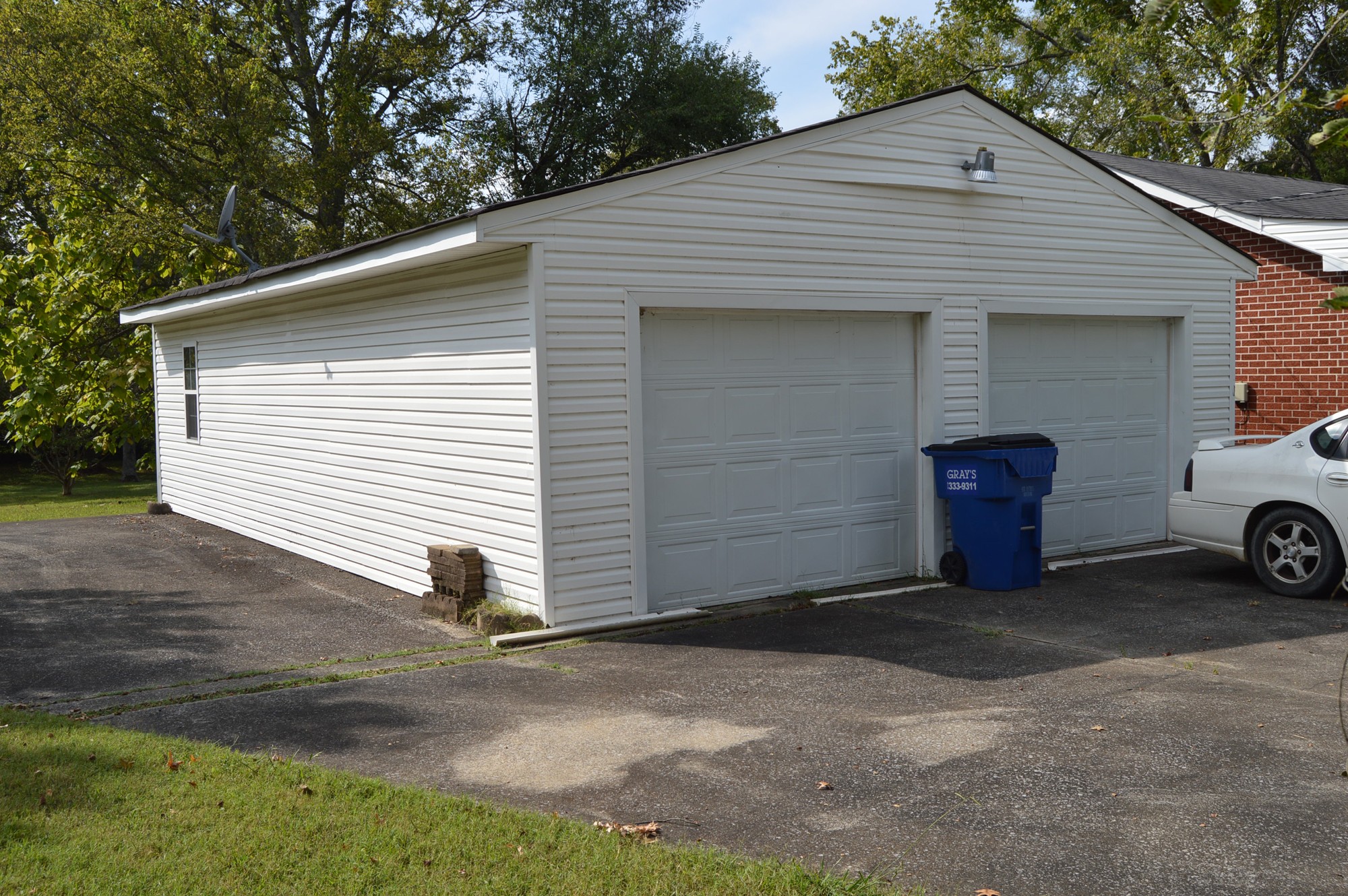 Listing photo id 7 for 8276 Star Blaze Drive