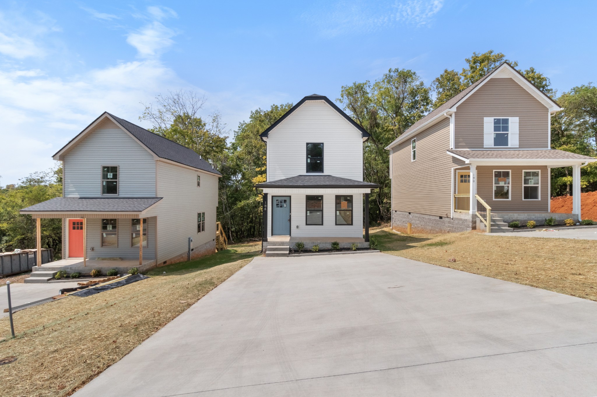 Image 4 of 13 For 8433 109th St