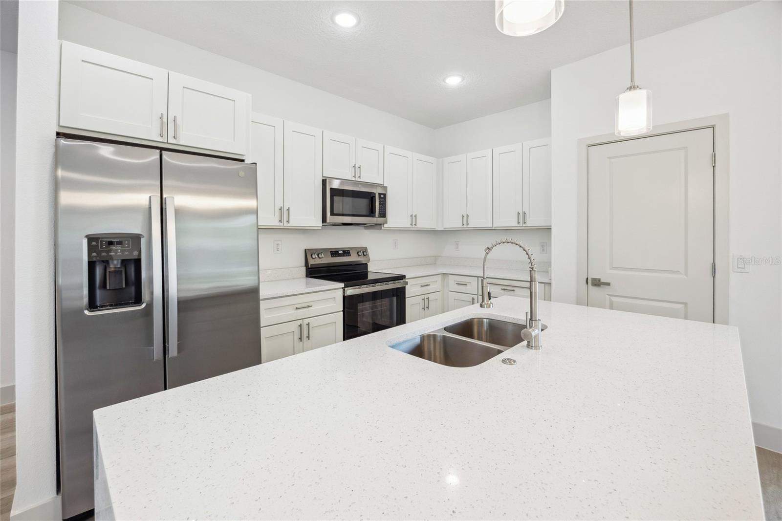 Image 10 of 38 For 7814 Sarazen Drive