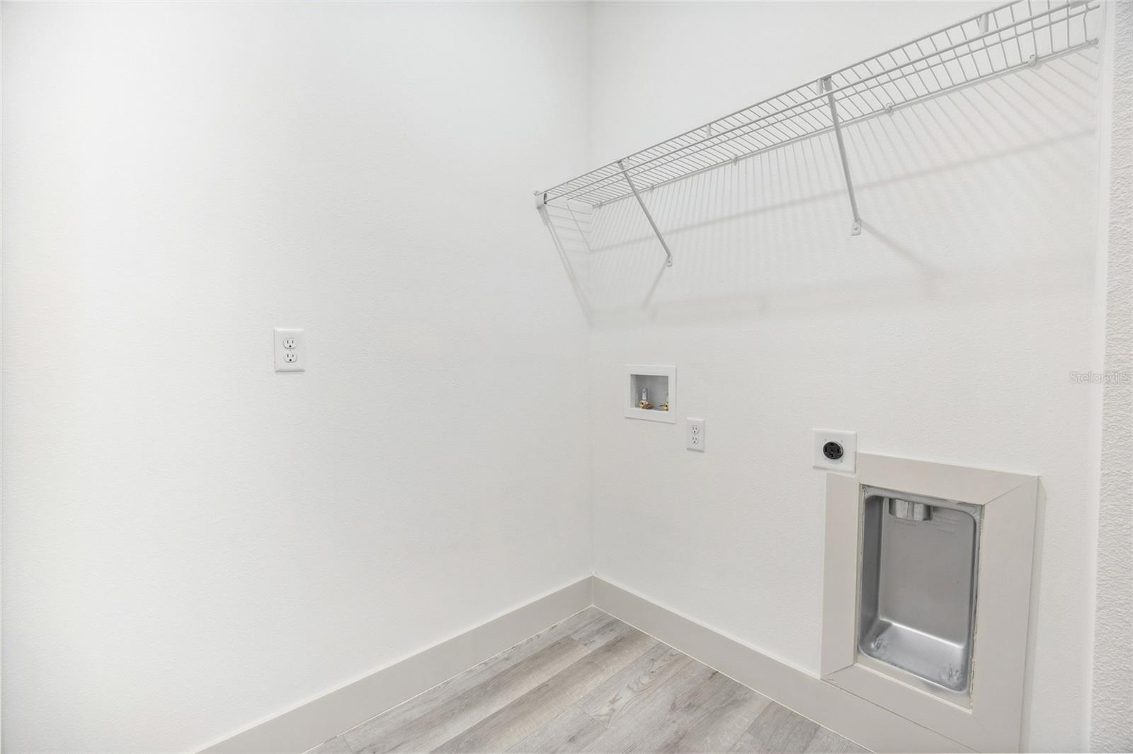 Image 17 of 38 For 7814 Sarazen Drive