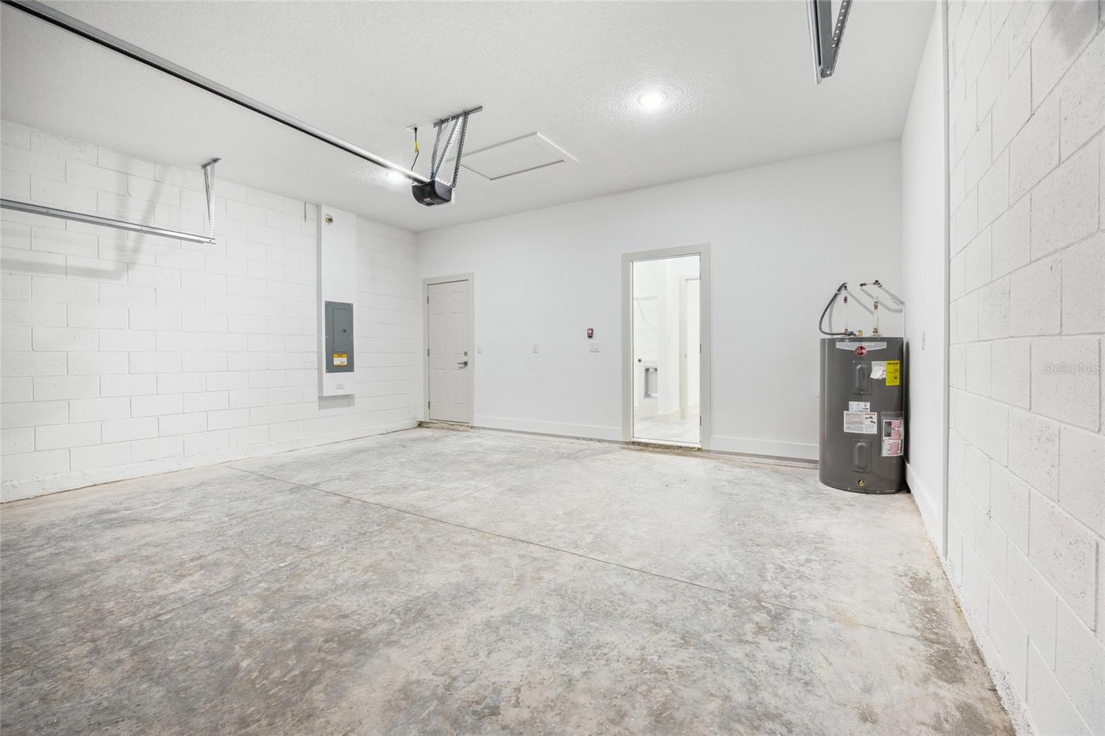 Image 18 of 38 For 7814 Sarazen Drive