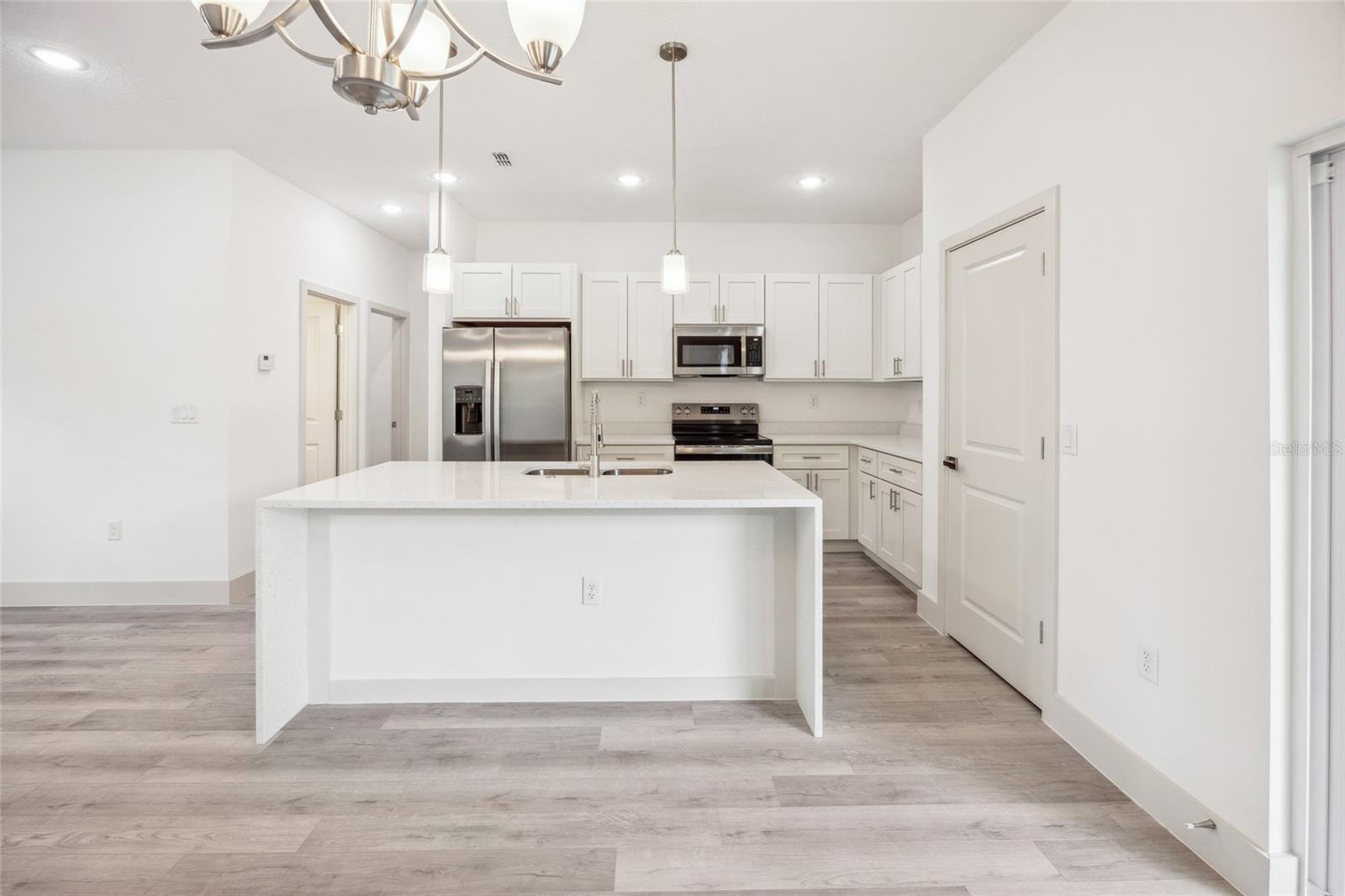 Image 8 of 38 For 7814 Sarazen Drive