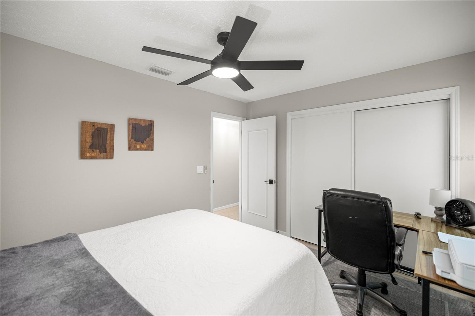 Image 17 of 31 For 11326 175th Place