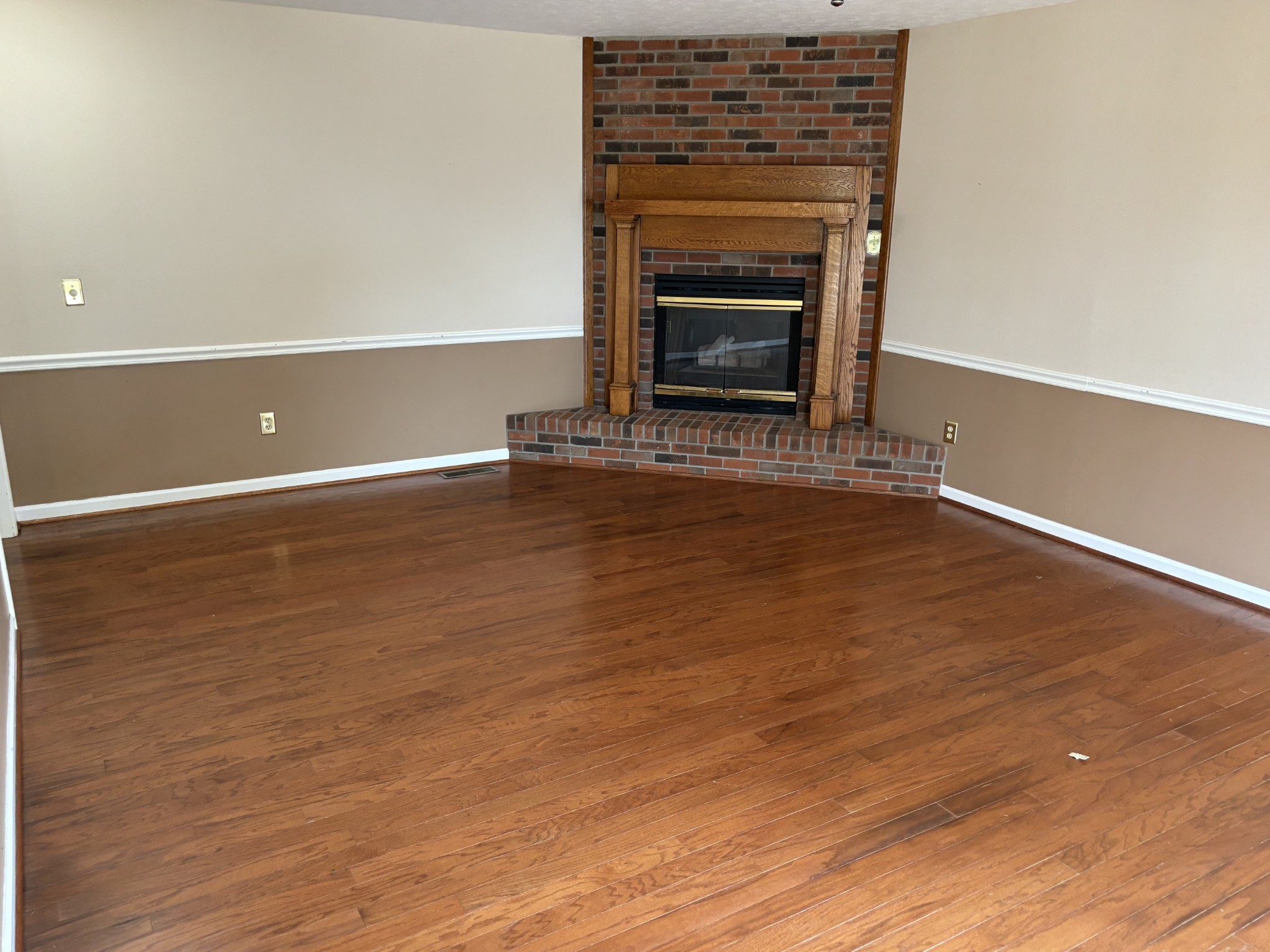Listing photo id 1 for 205 Bengal Circle