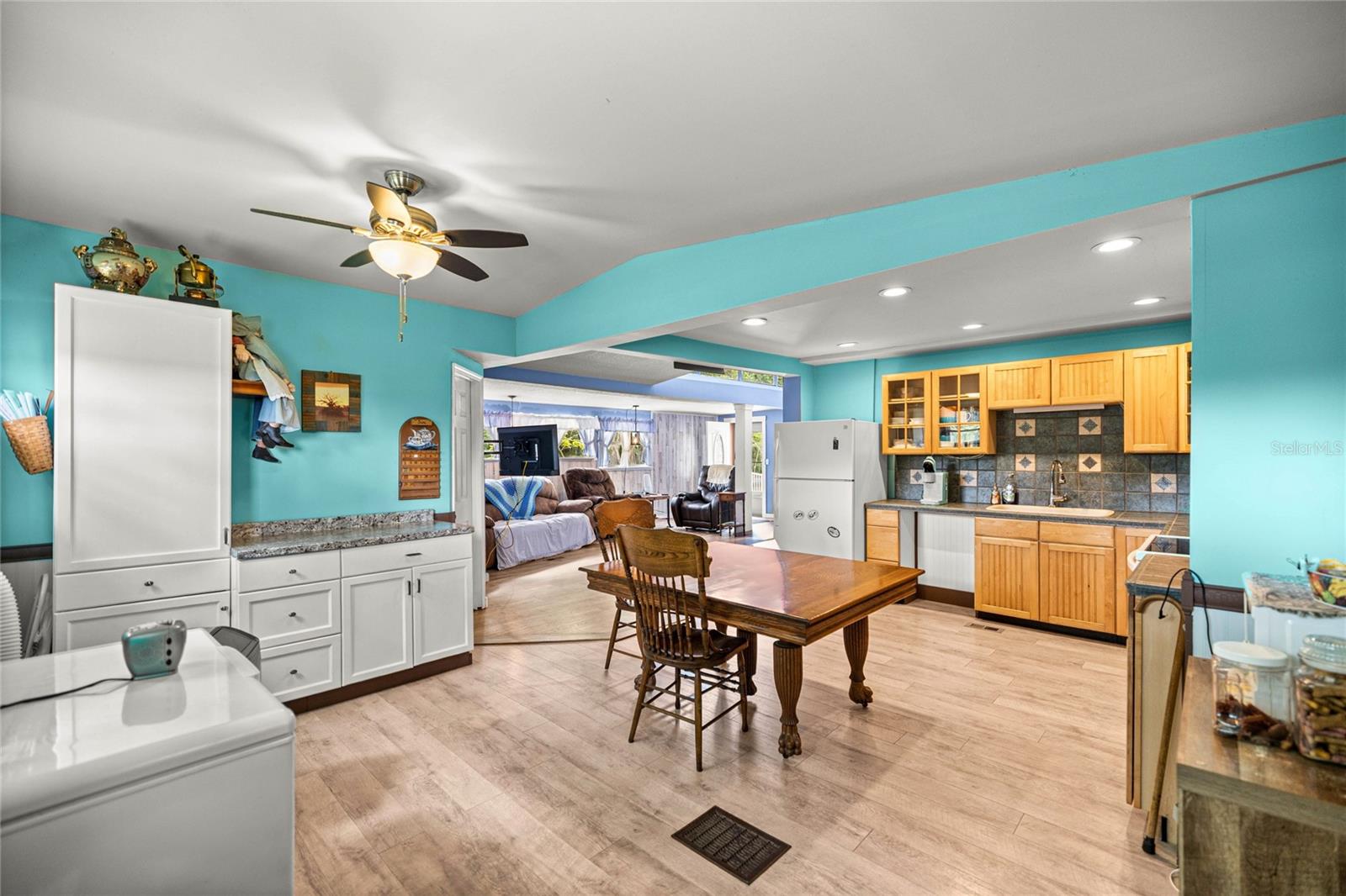 Image 19 of 27 For 22535 117th Street