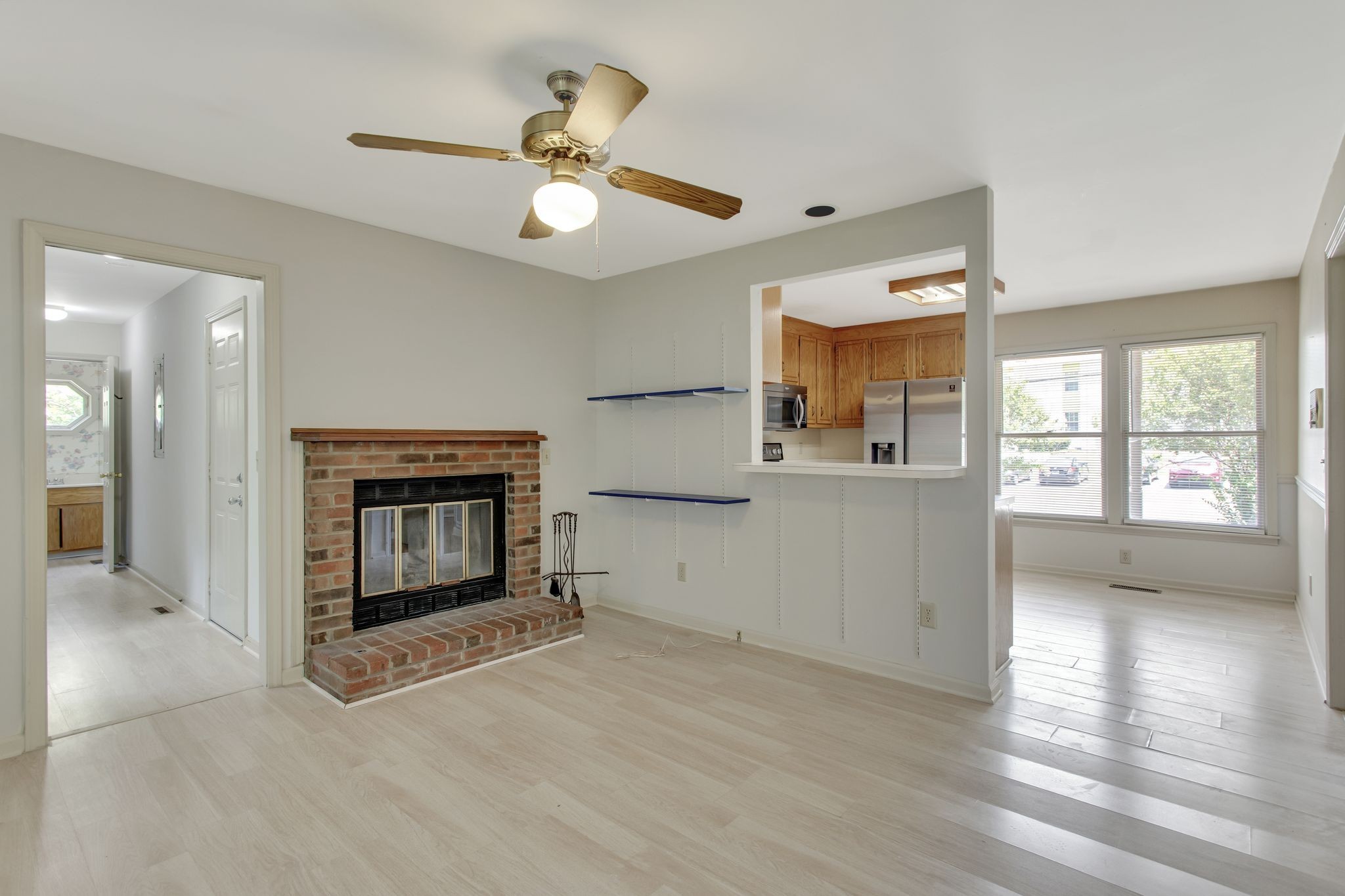 Image 15 of 23 For 5082 91str Place