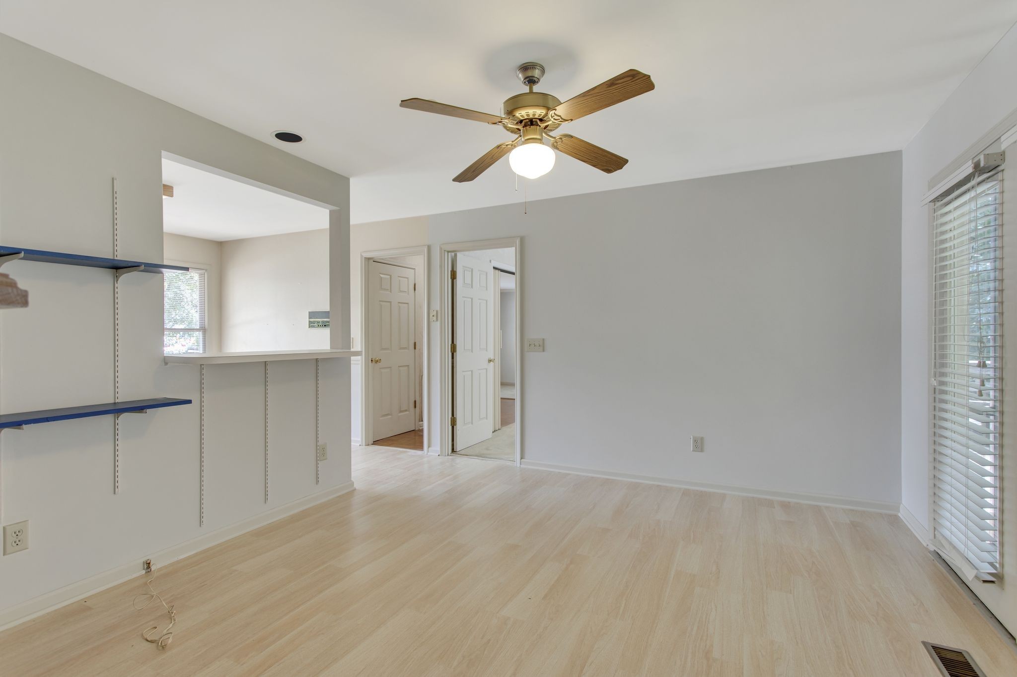 Image 16 of 23 For 5082 91str Place