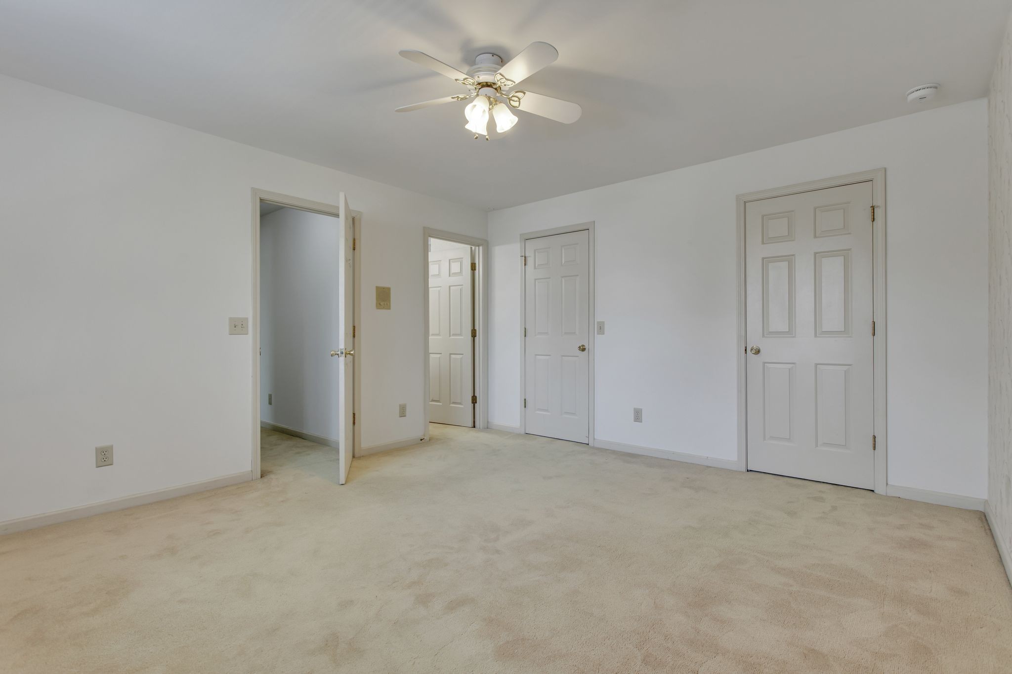 Image 21 of 23 For 5082 91str Place