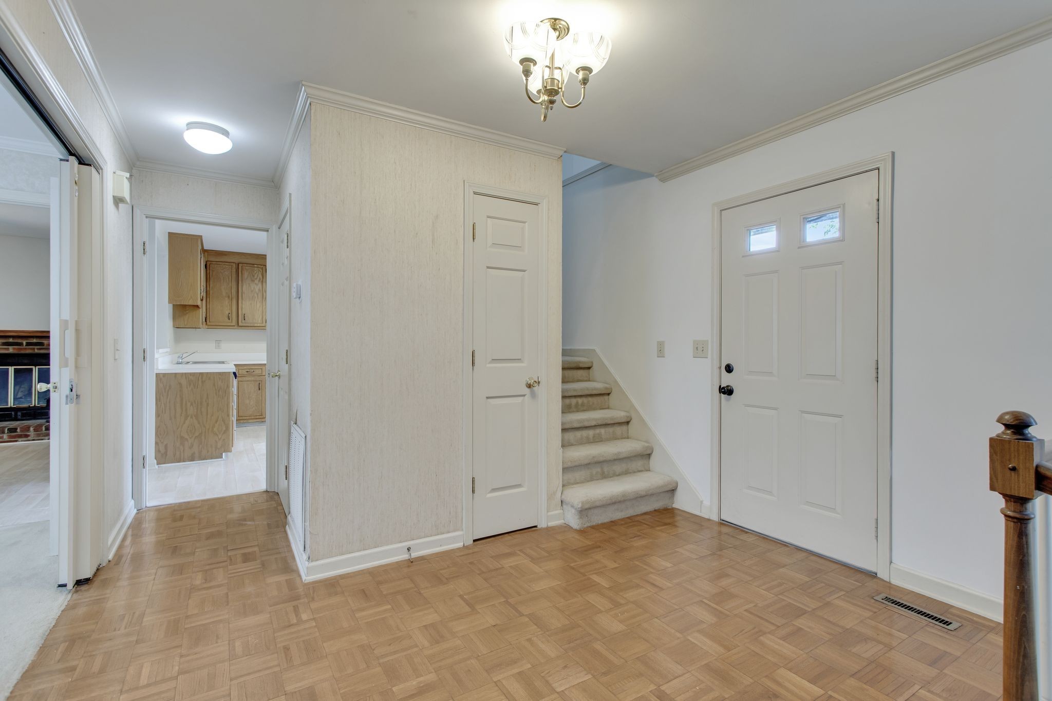 Image 7 of 23 For 5082 91str Place