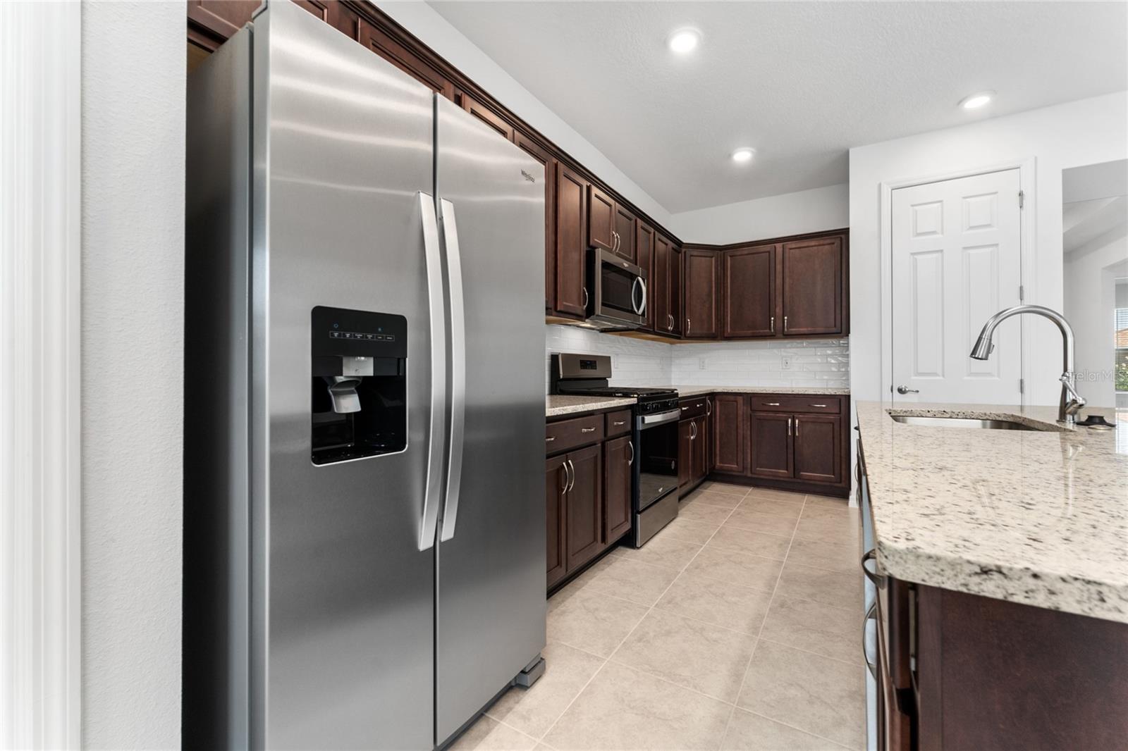 Image 7 of 37 For 7552 56th Place