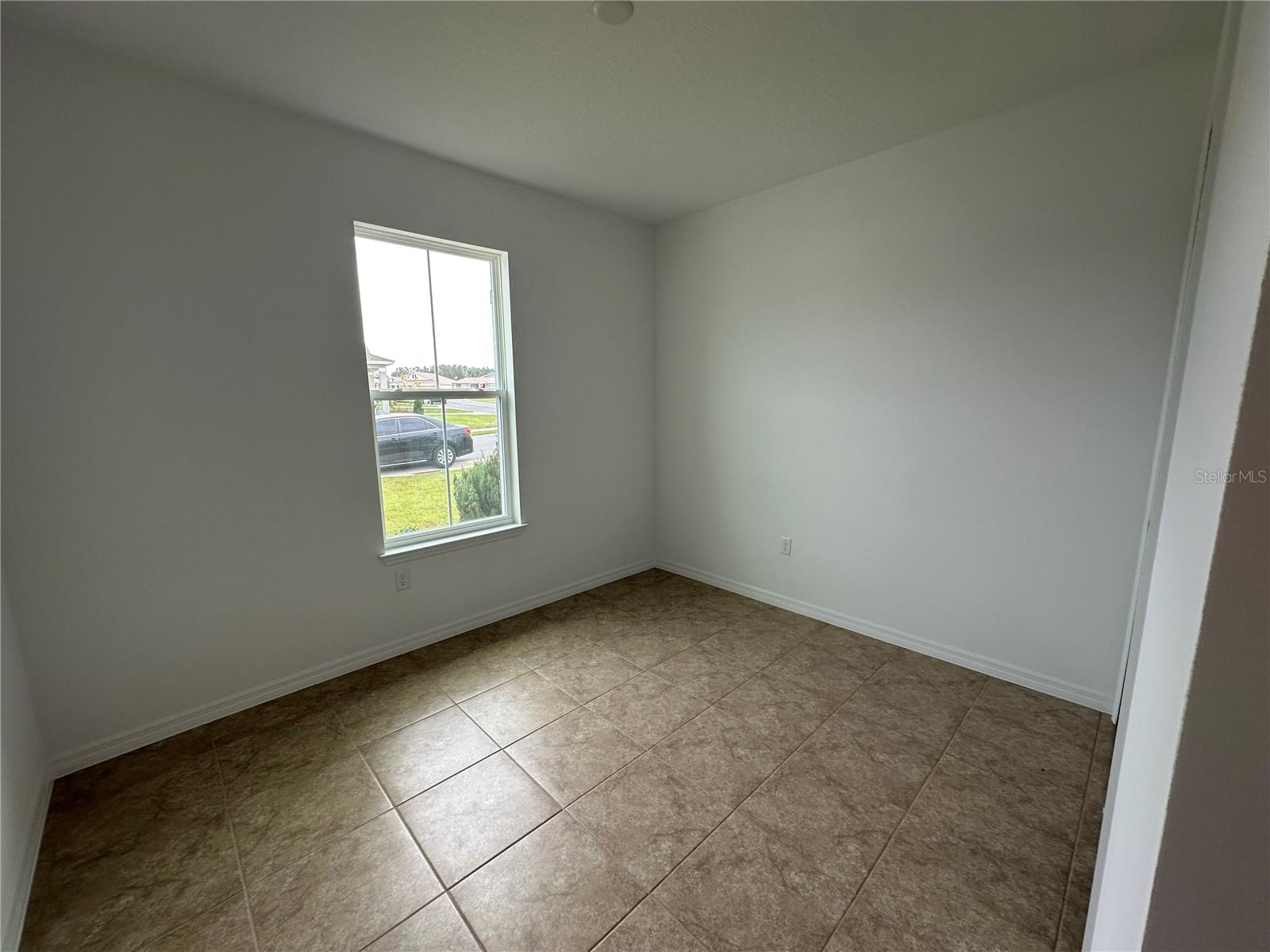 Image 16 of 23 For 5854 78th Avenue Road