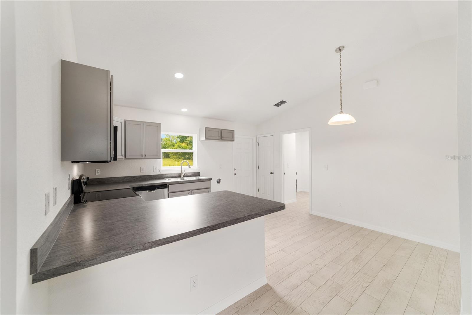 Image 15 of 38 For 14690 24th. Place