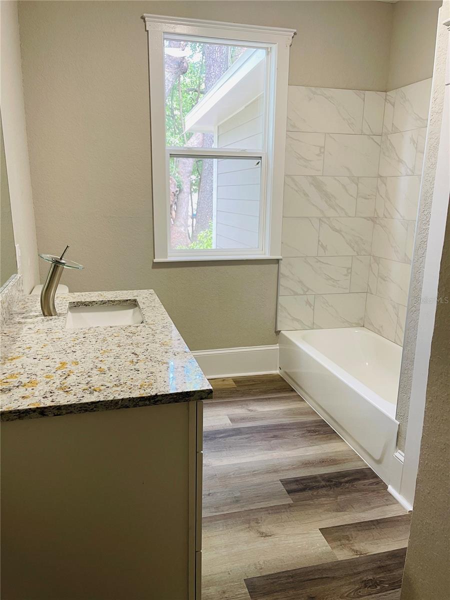 Image 22 of 36 For 4609 7th Street