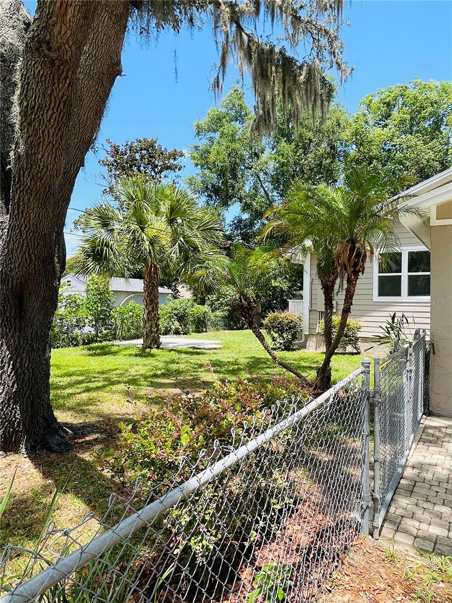 Image 8 of 36 For 4609 7th Street
