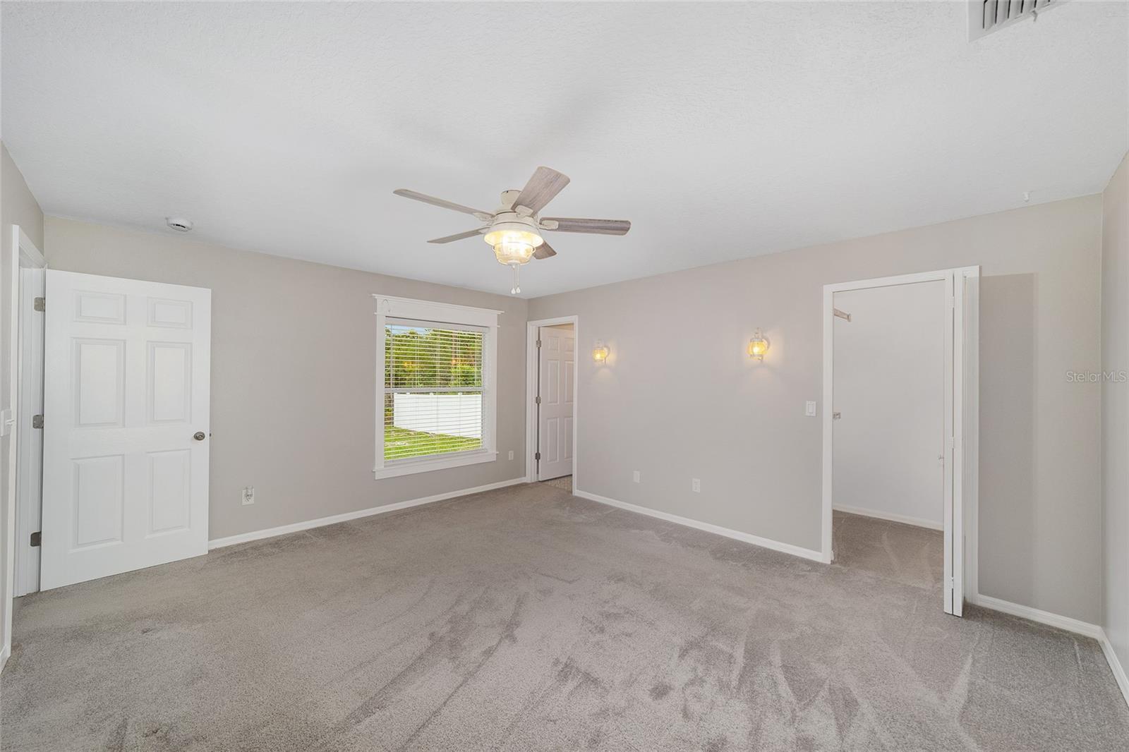 Image 22 of 32 For 16605 31 Circle
