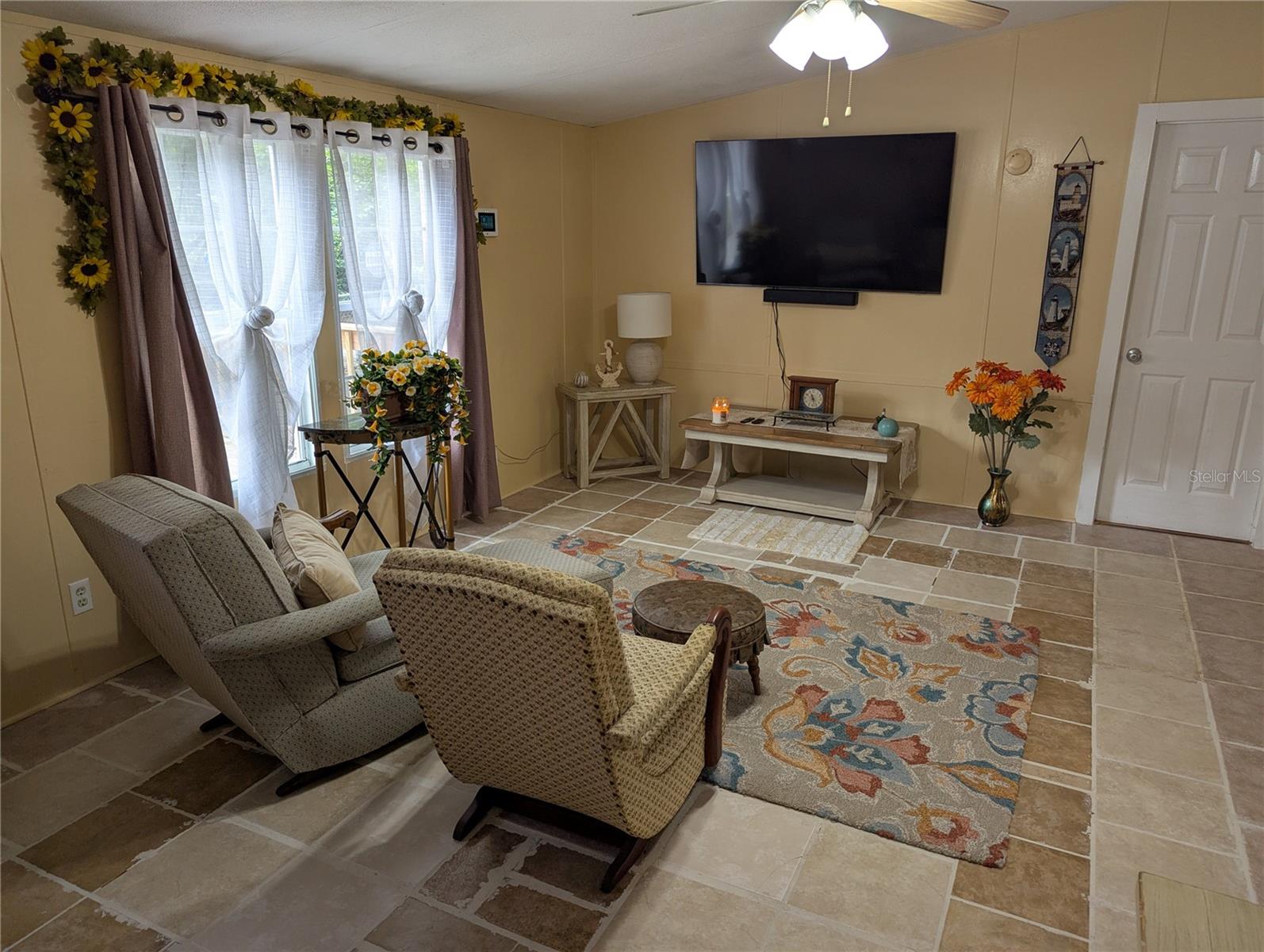 Image 15 of 49 For 320 76th Avenue