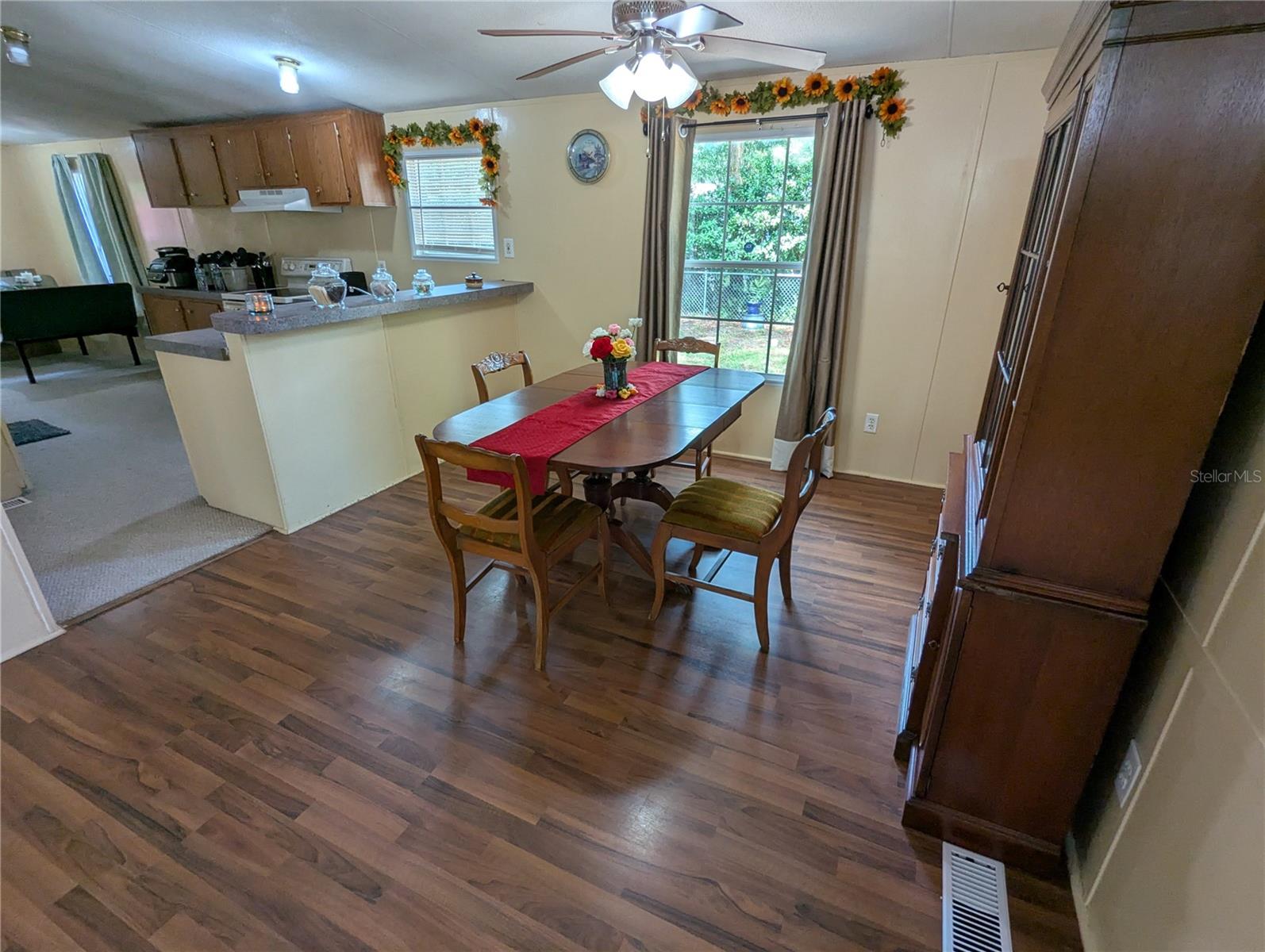 Image 20 of 49 For 320 76th Avenue