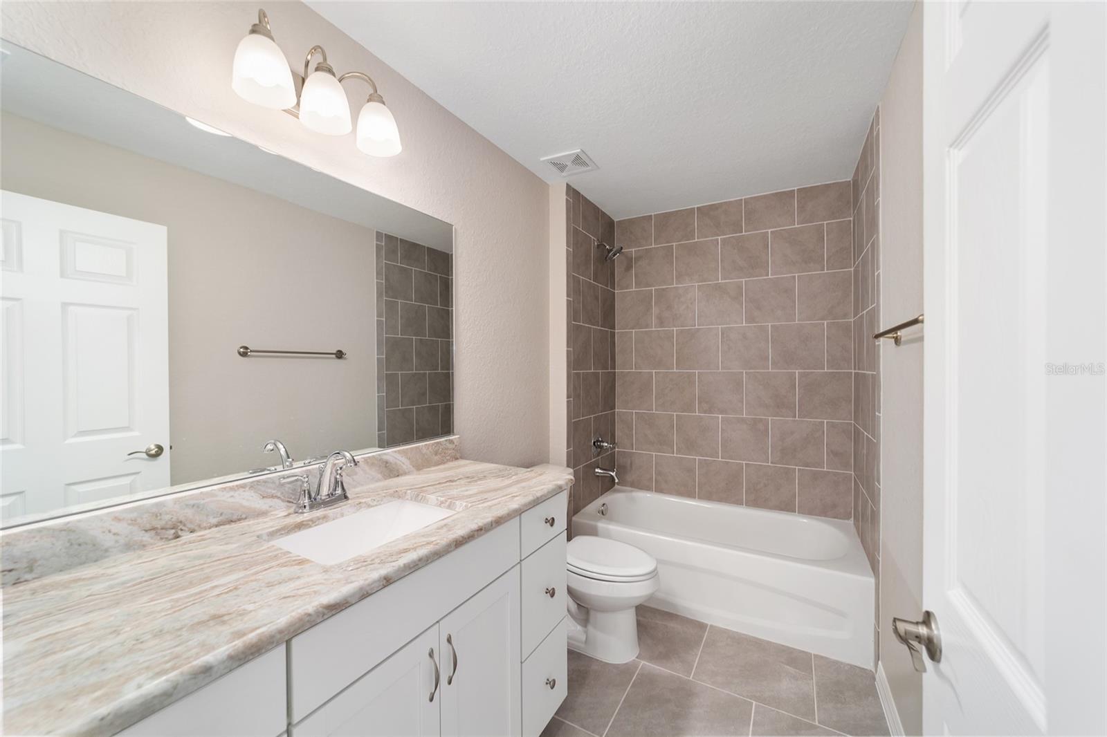 Image 12 of 20 For 5877 157th Place