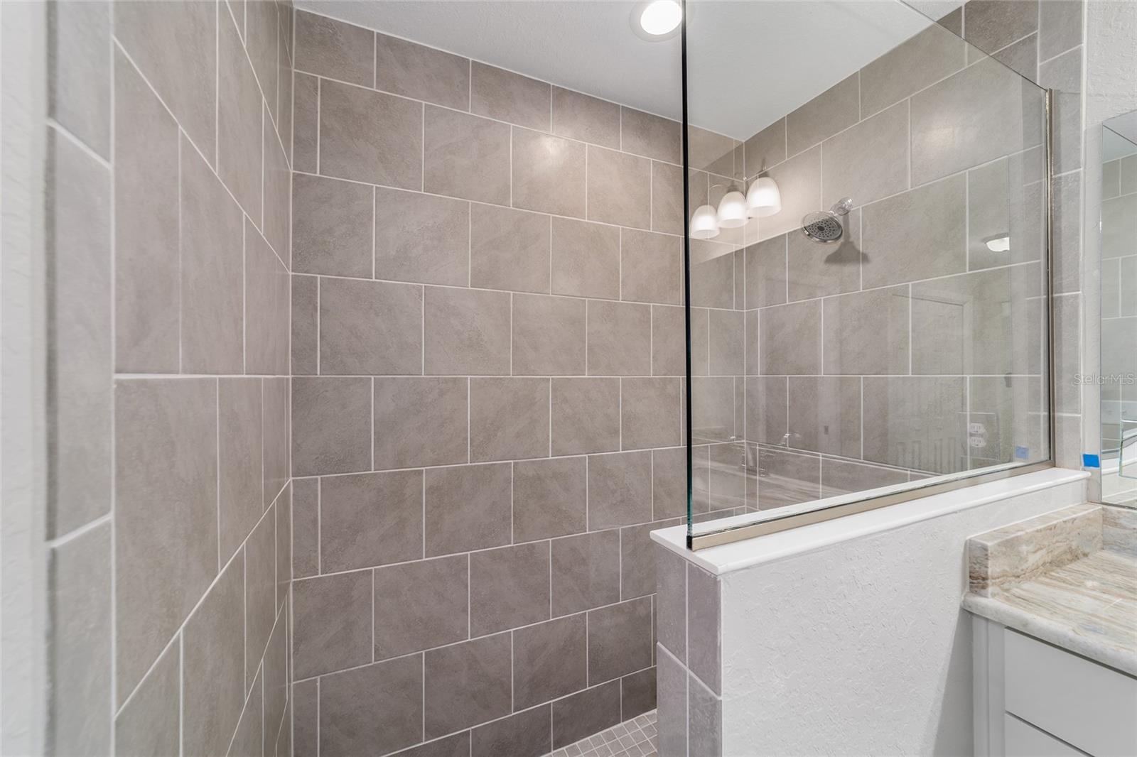 Image 9 of 20 For 5877 157th Place
