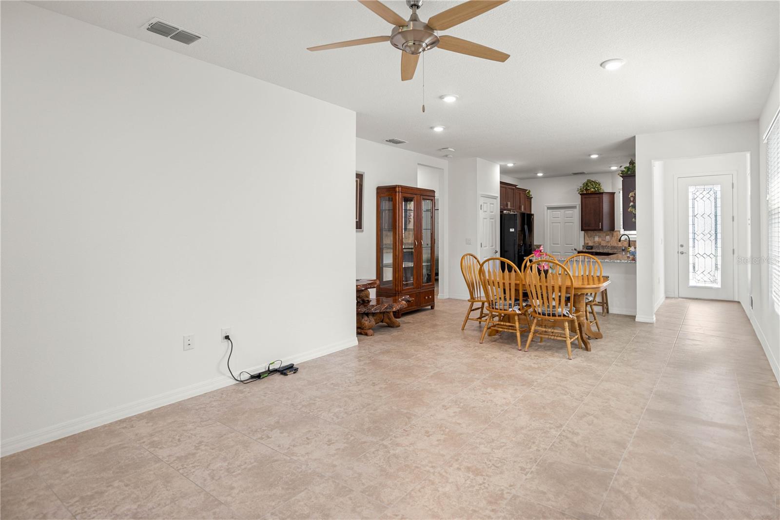 Image 7 of 25 For 7881 89th Circle