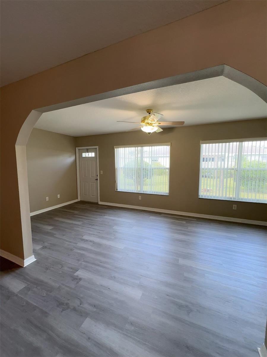 Image 4 of 25 For 6241 84th Place