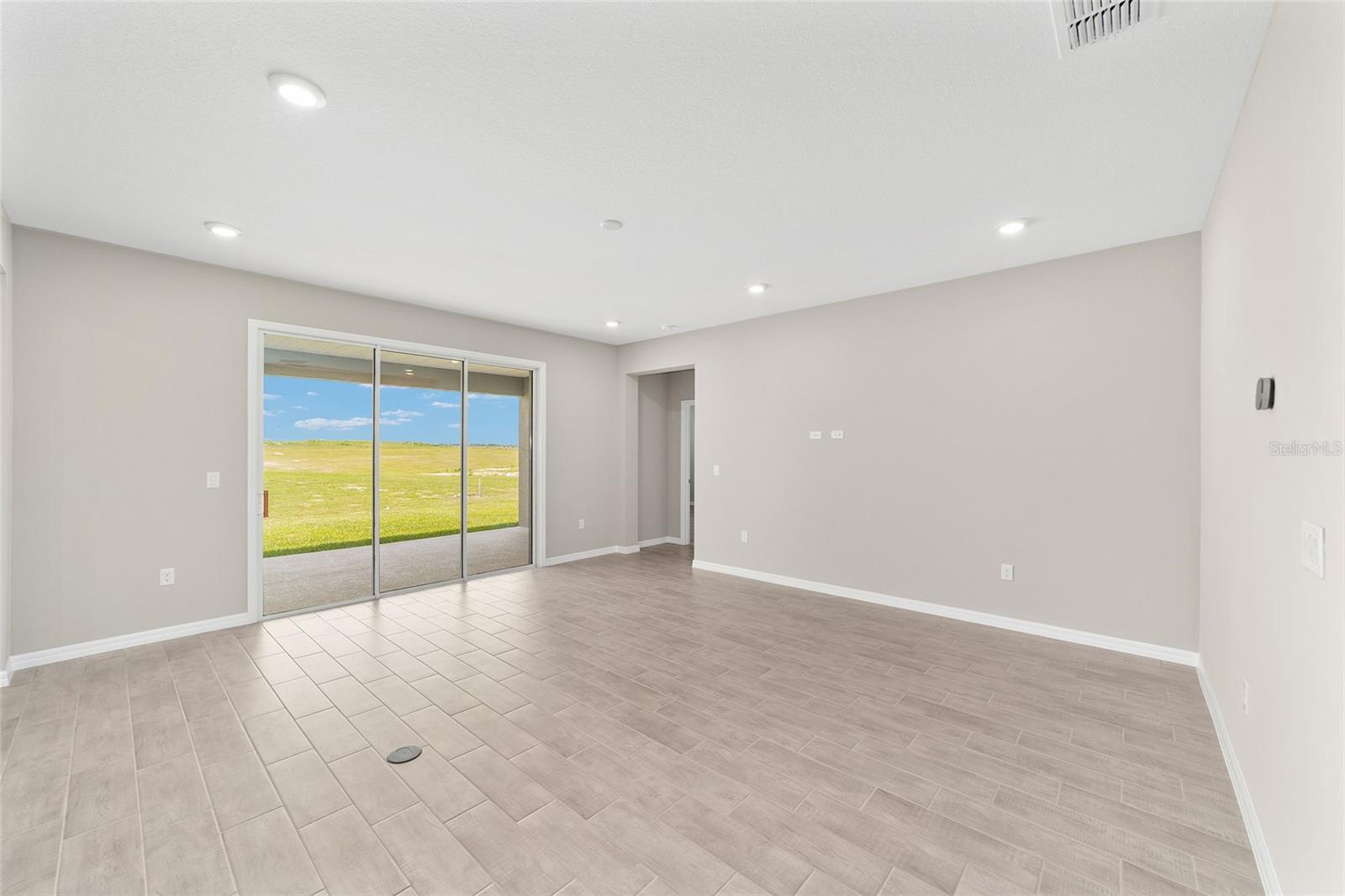Image 12 of 49 For 7745 56th Place