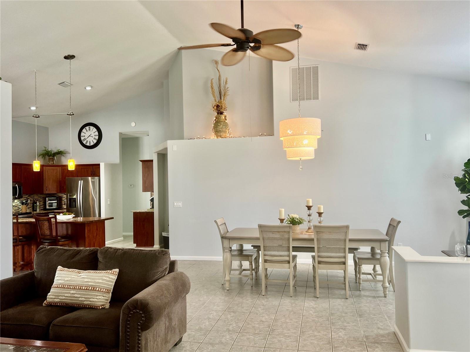 Image 13 of 94 For 2515 53 Avenue