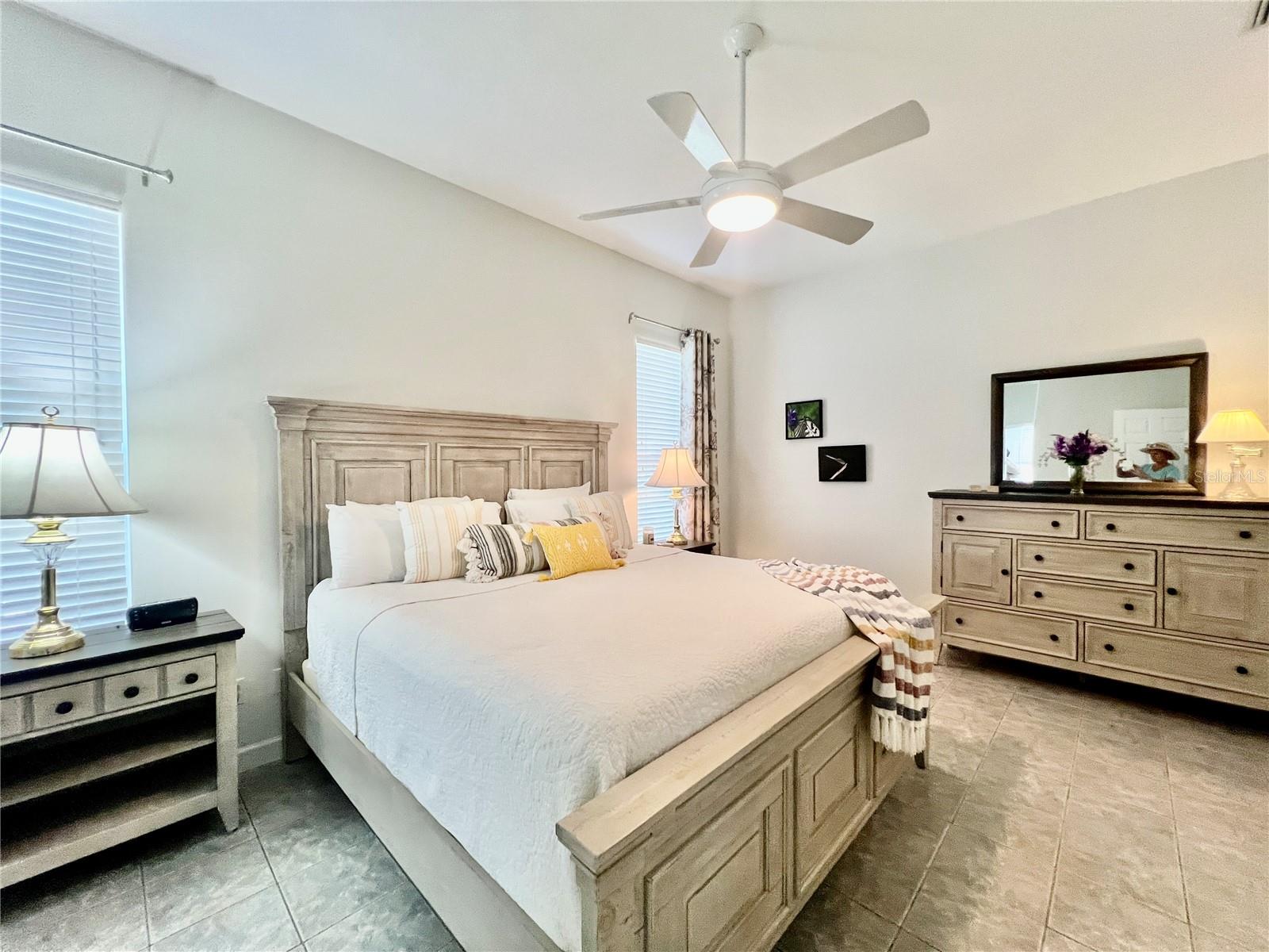 Image 35 of 94 For 2515 53 Avenue