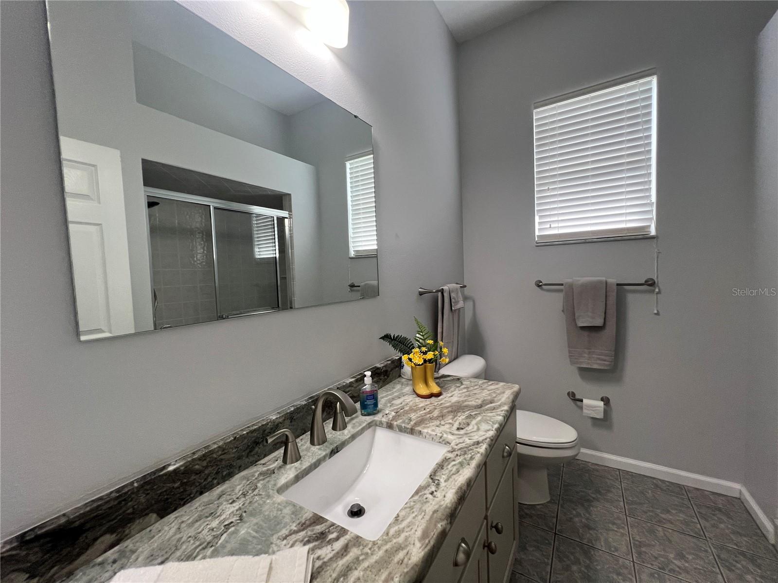 Image 49 of 94 For 2515 53 Avenue