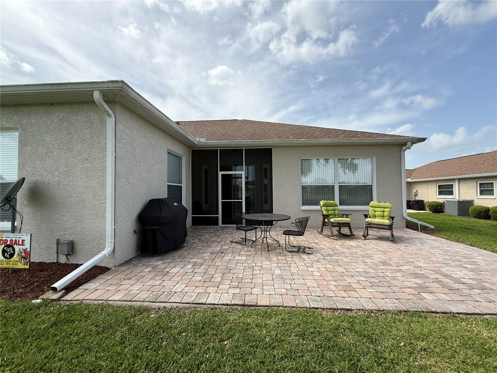 Image 70 of 94 For 2515 53 Avenue