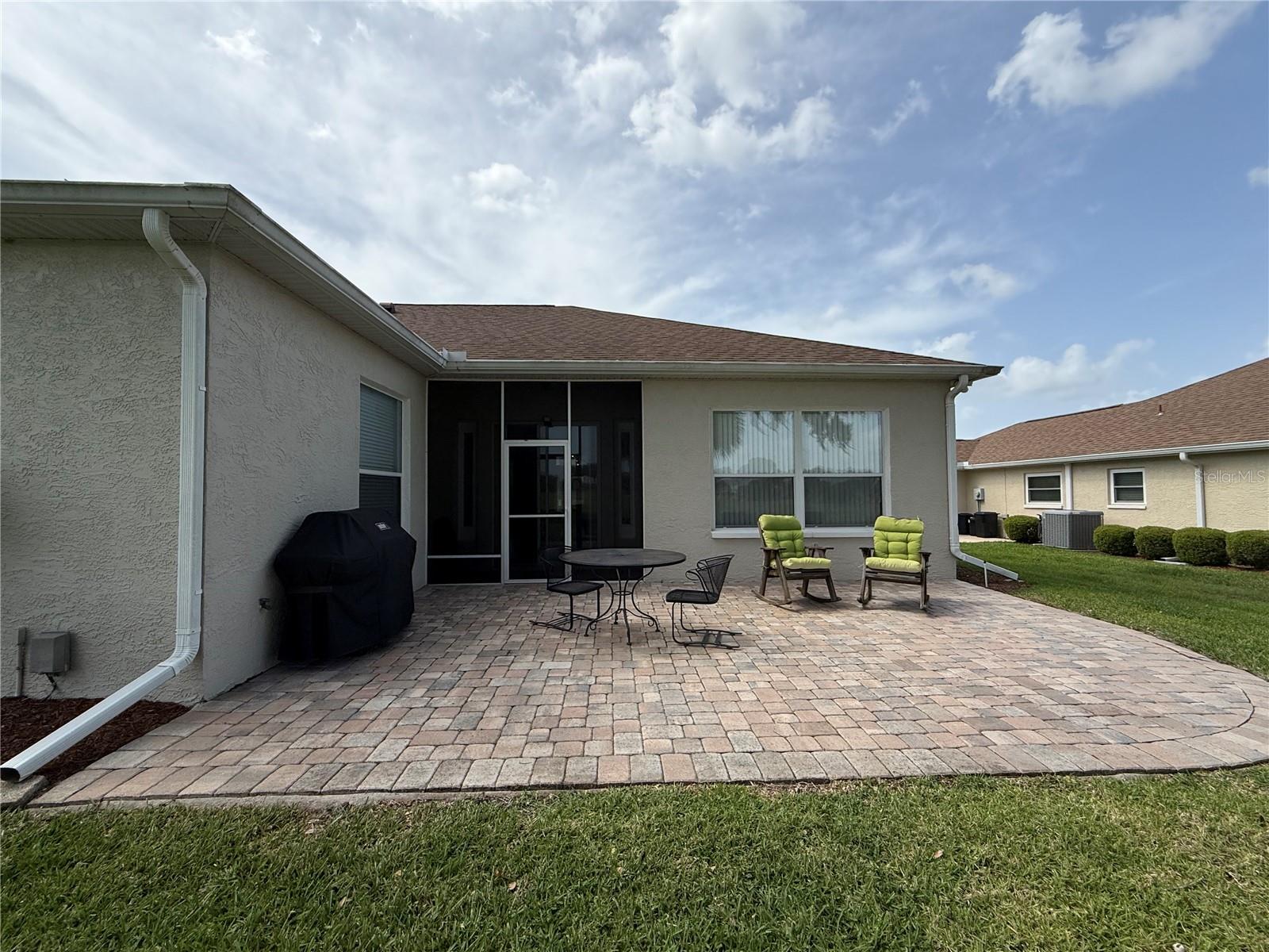 Image 74 of 94 For 2515 53 Avenue