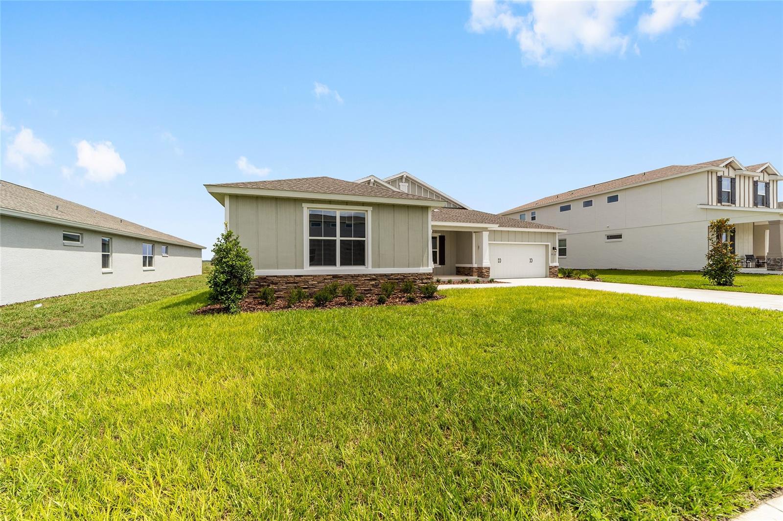 Image 2 of 54 For 7513 56th Place