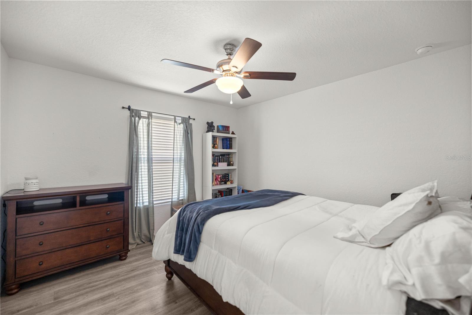Image 16 of 27 For 5063 168th Terrace