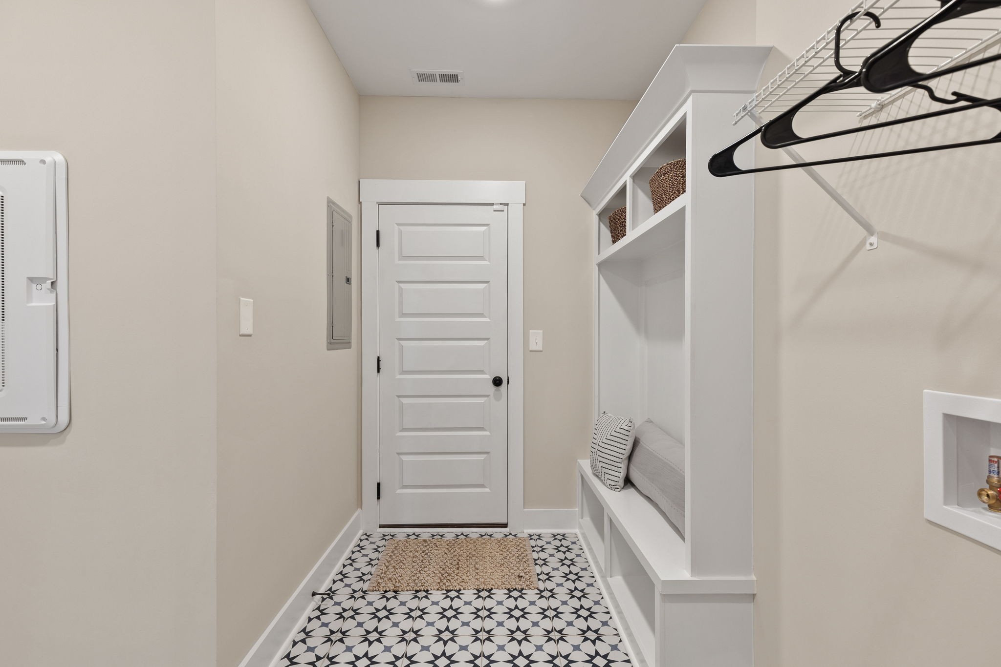 Image 16 of 21 For 13977 81st Street