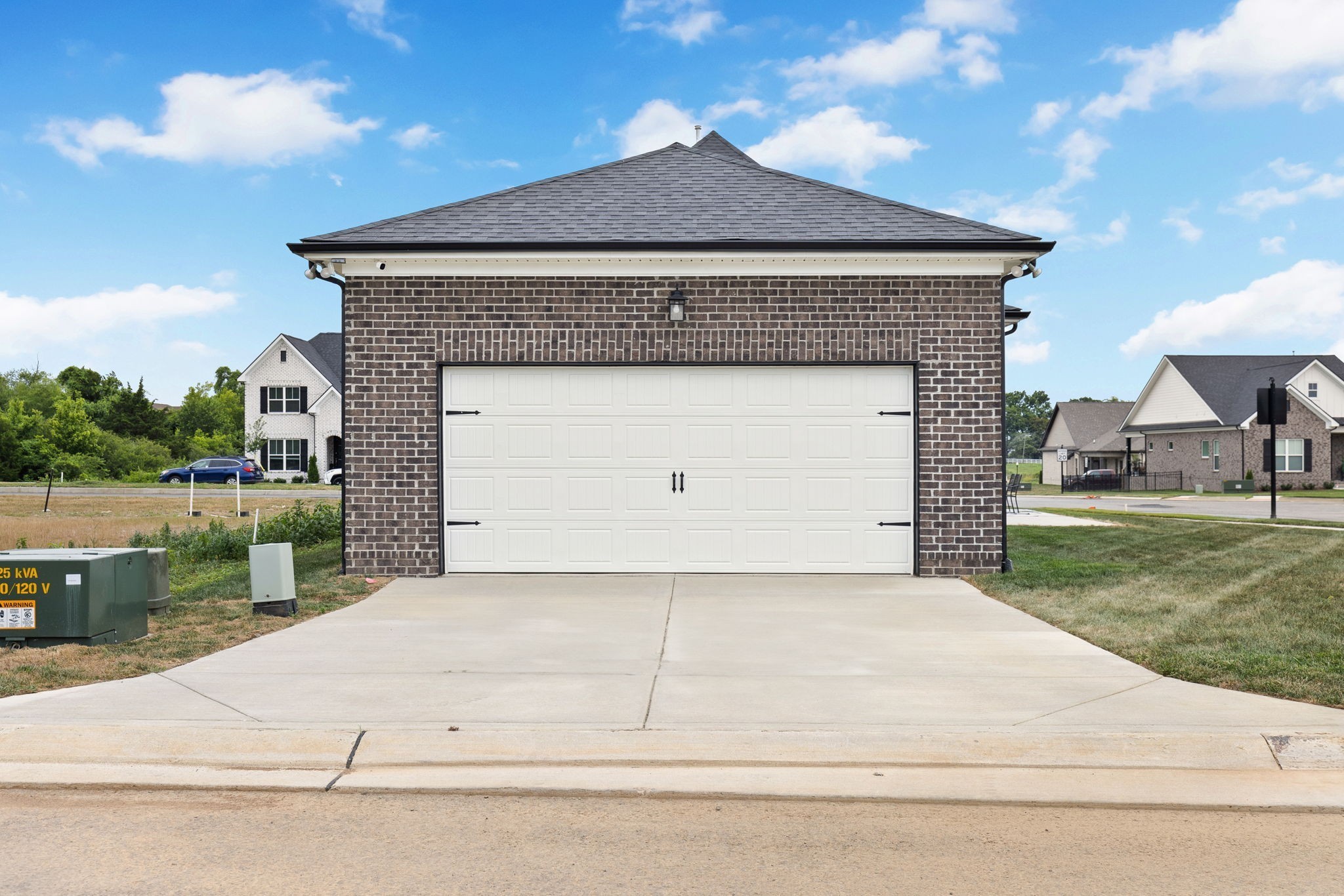 Image 18 of 21 For 13977 81st Street