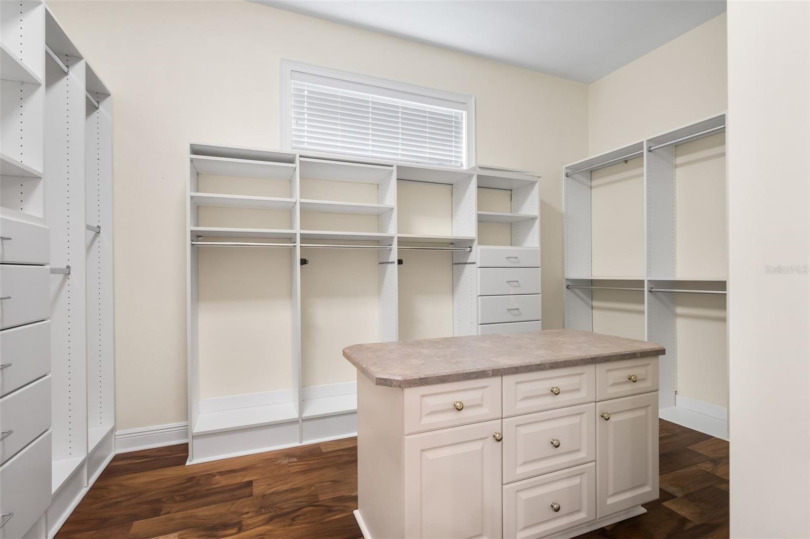 Image 20 of 36 For 659 155th Way