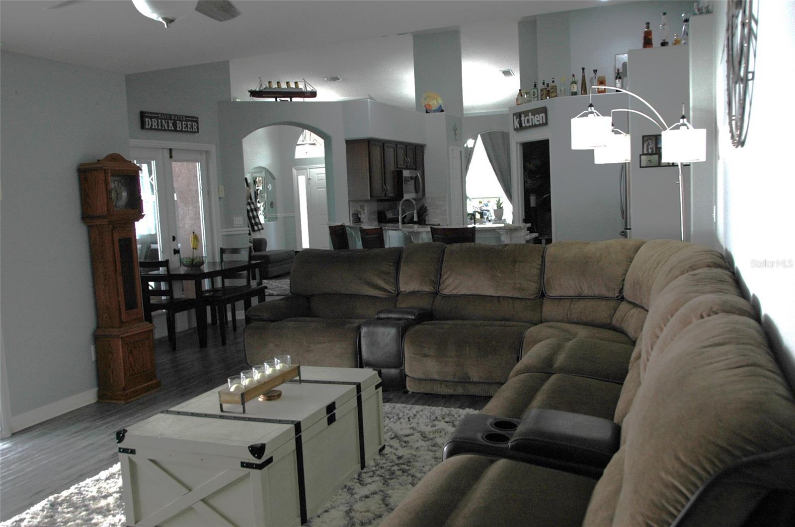 Image 20 of 42 For 14126 Greater Pines Boulevard