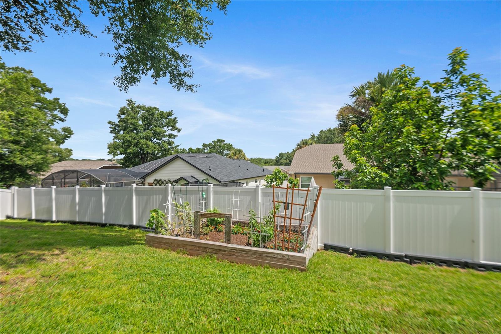 Image 36 of 42 For 14126 Greater Pines Boulevard