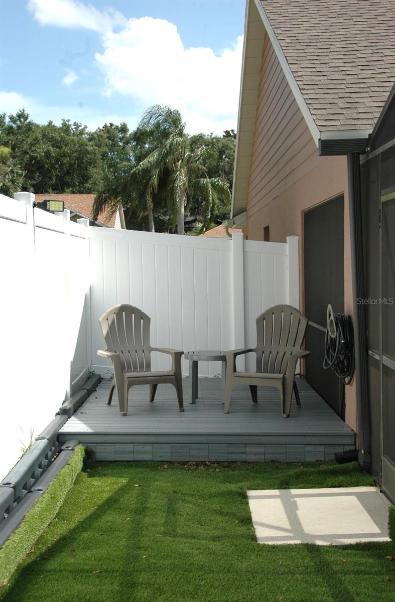 Image 8 of 42 For 14126 Greater Pines Boulevard