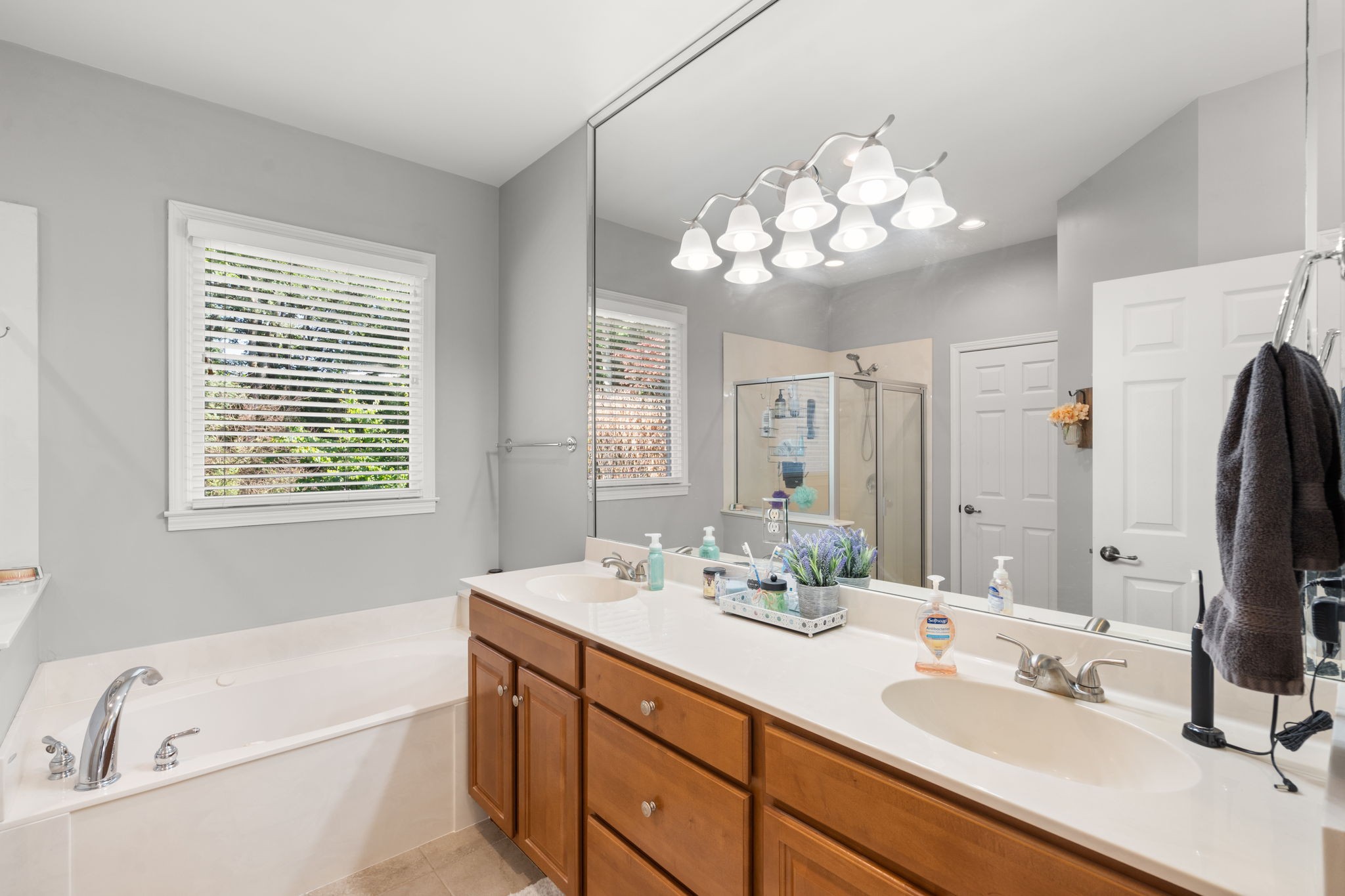 Image 19 of 28 For 6750 129th Loop