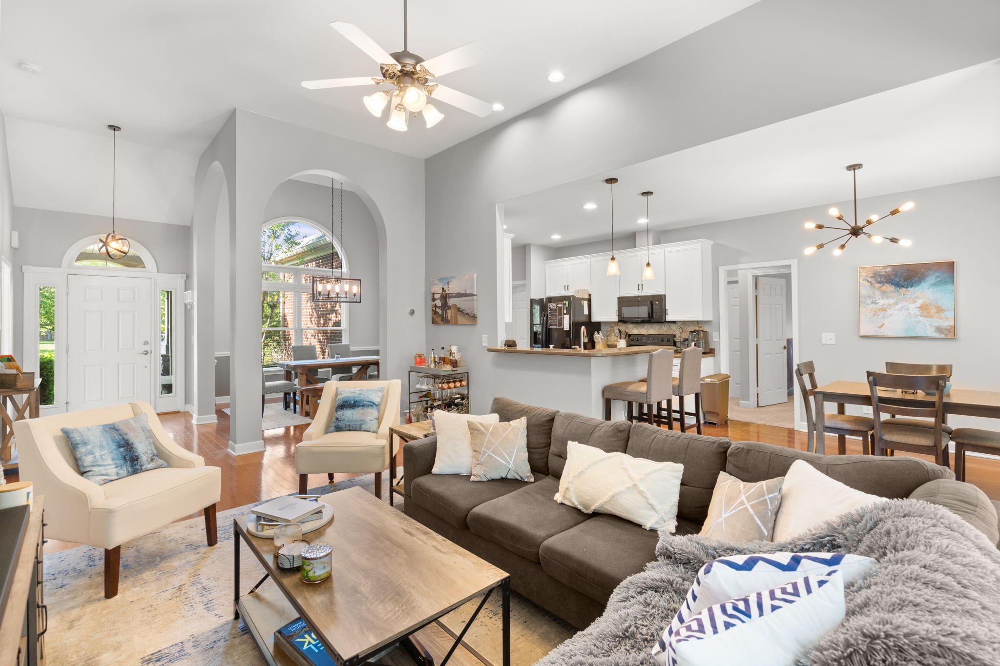 Image 3 of 28 For 6750 129th Loop