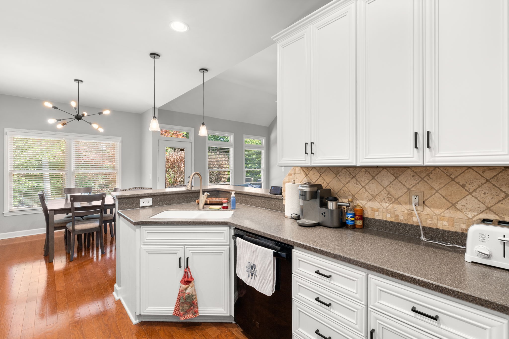 Image 9 of 28 For 6750 129th Loop