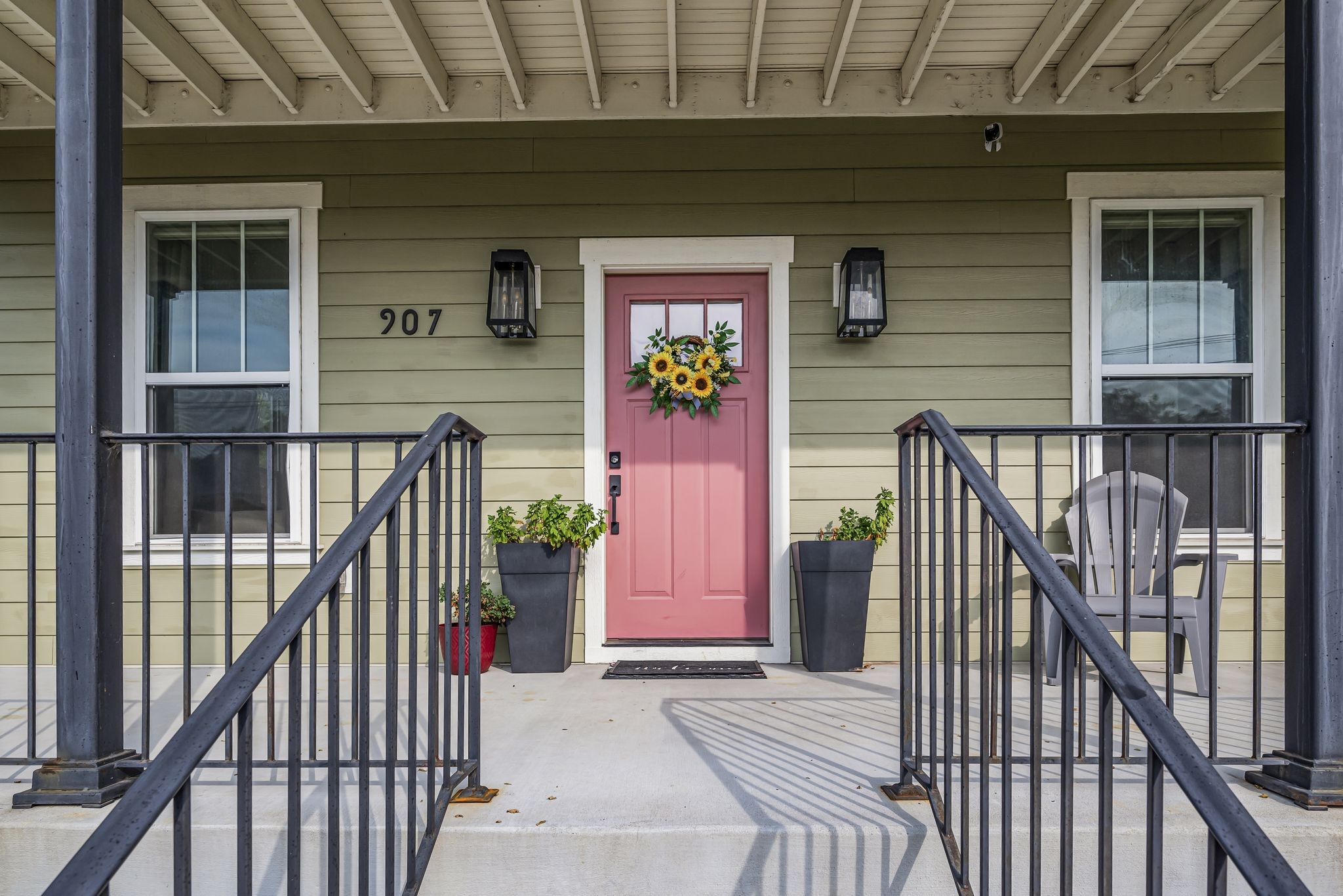 Image 4 of 5 For 8380 Treiman Boulevard