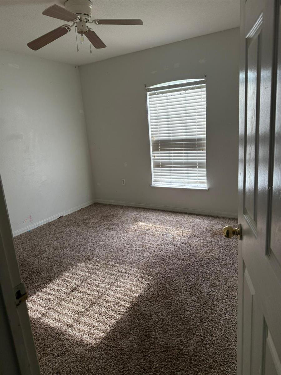 Image 10 of 12 For 13155 73 Avenue