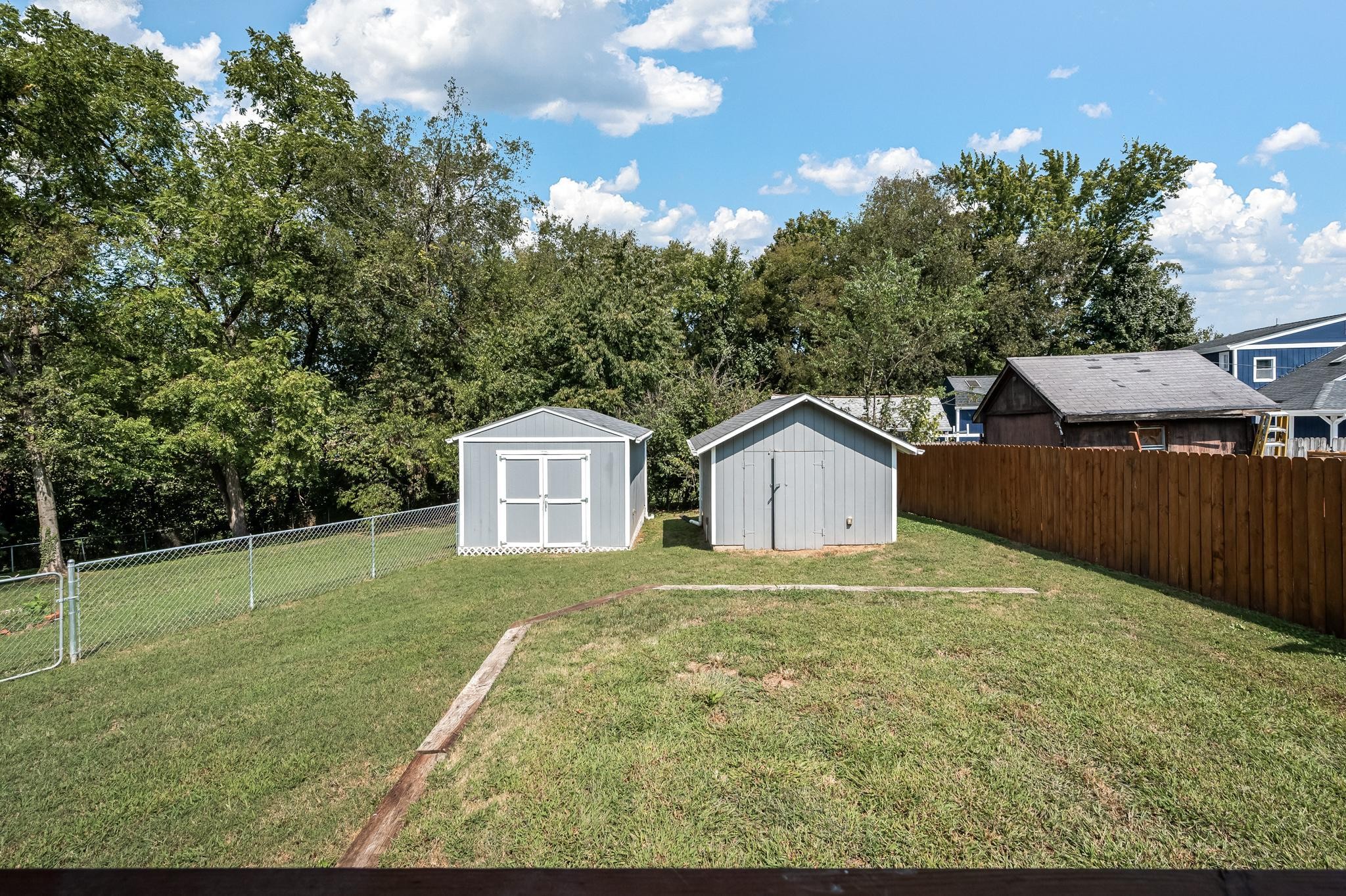 Image 11 of 18 For 4690 Tomahawk Drive