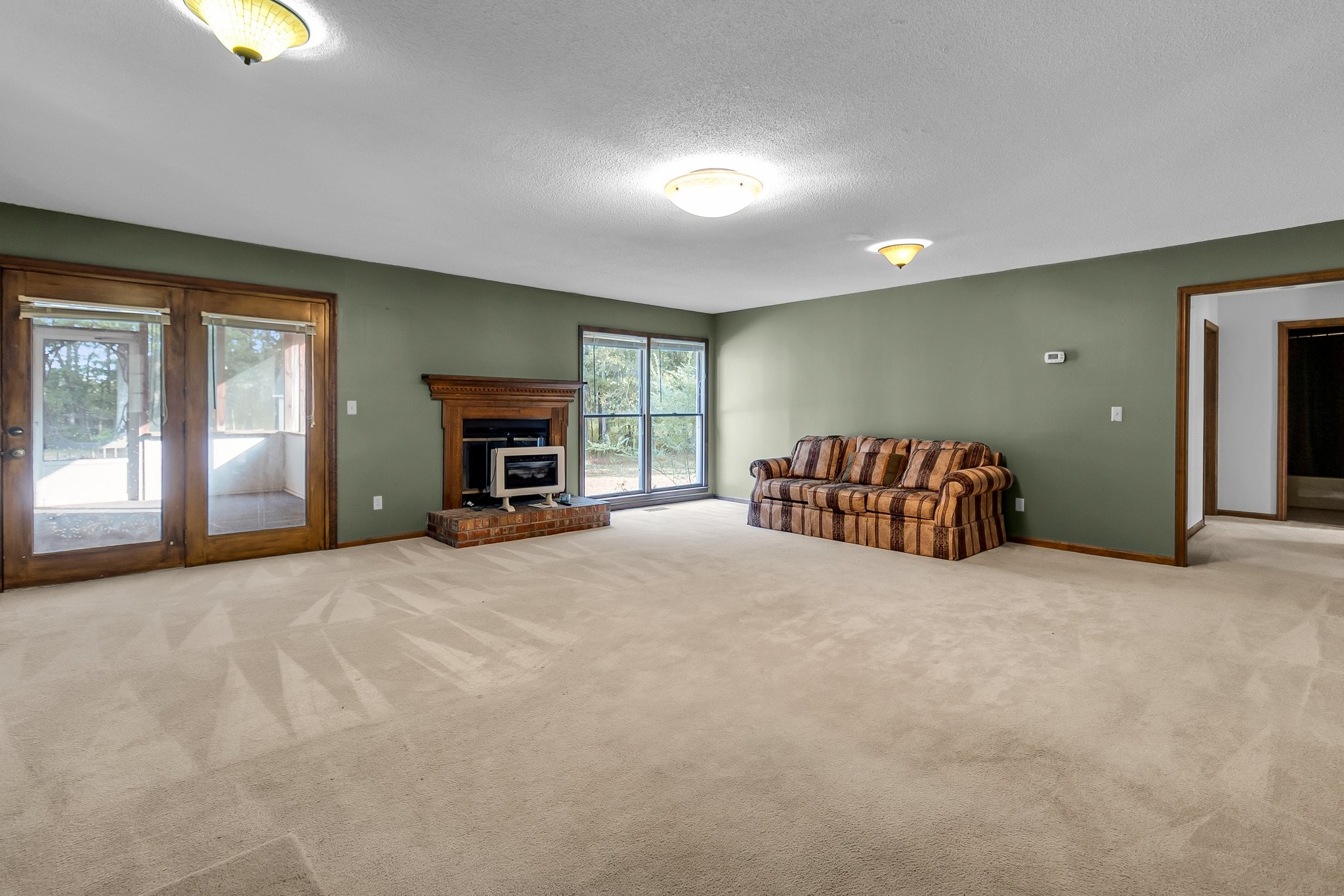 Image 3 of 95 For 4550 County Road 104