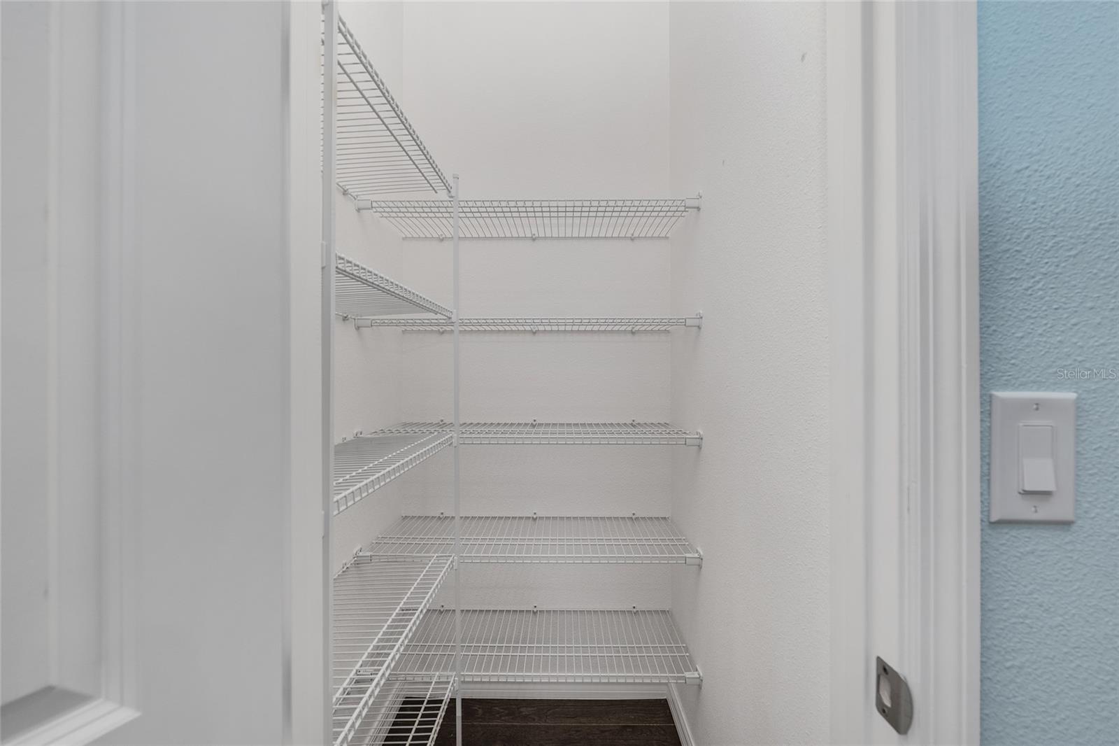 Image 14 of 50 For 9805 95th Loop