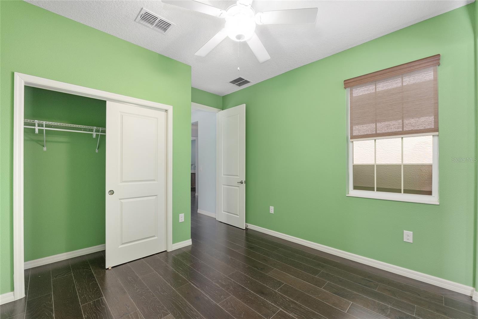 Image 28 of 50 For 9805 95th Loop