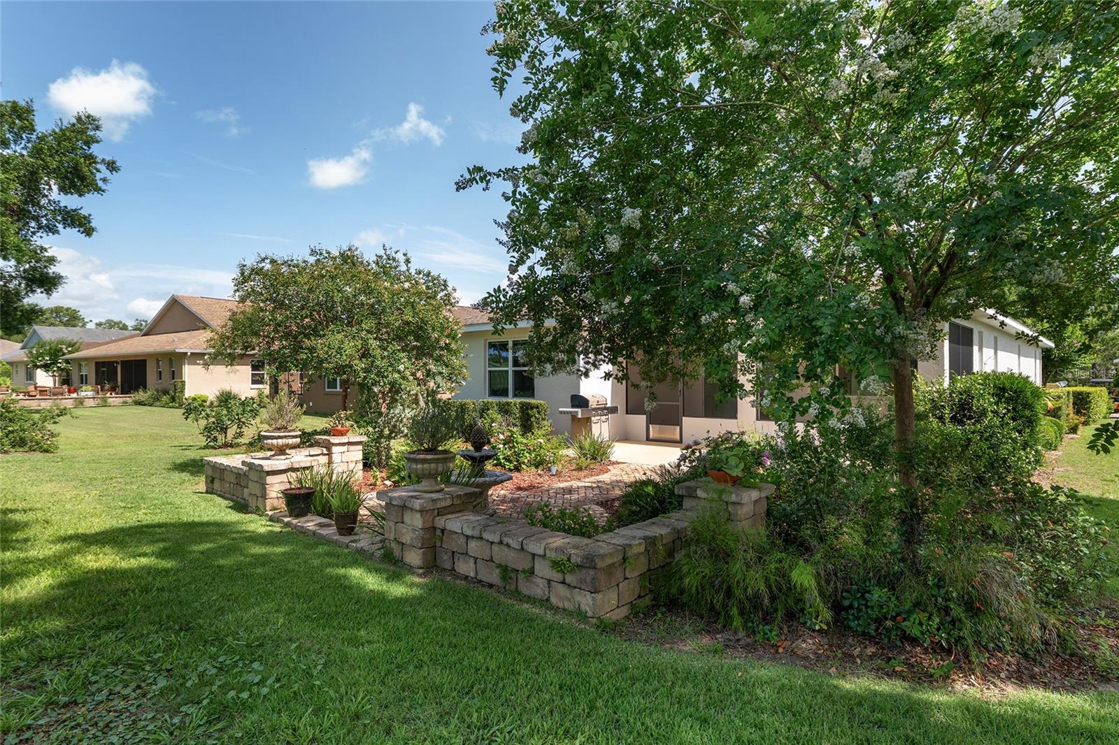 Image 48 of 50 For 9805 95th Loop