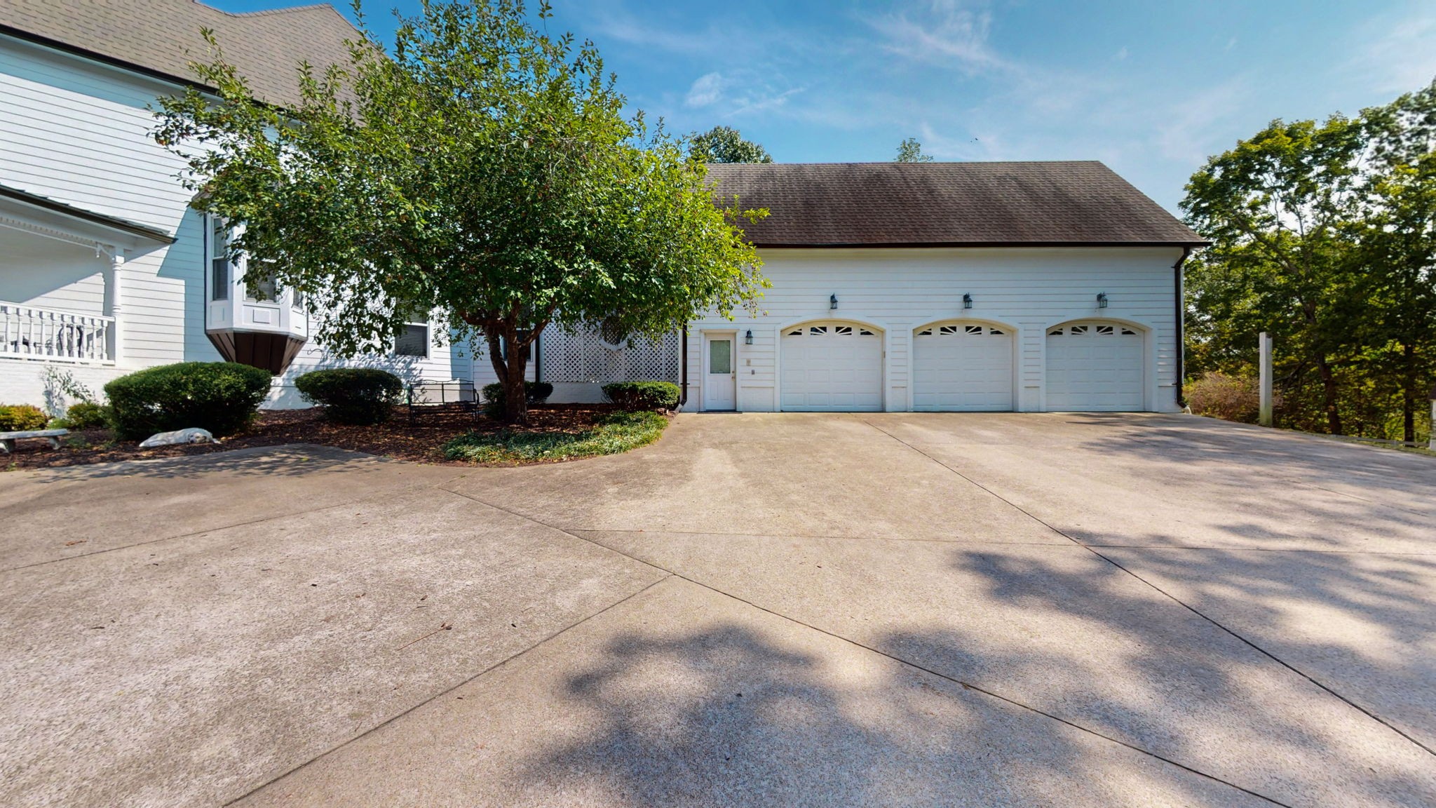 Image 2 of 100 For 5251 180th Avenue Road